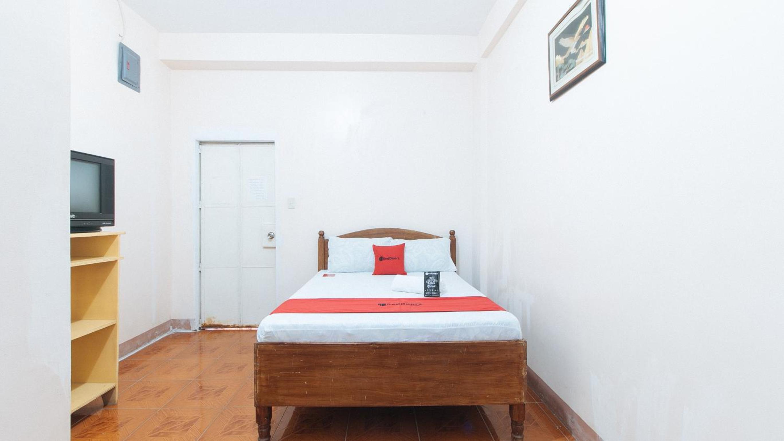 Double Room - Photo 4