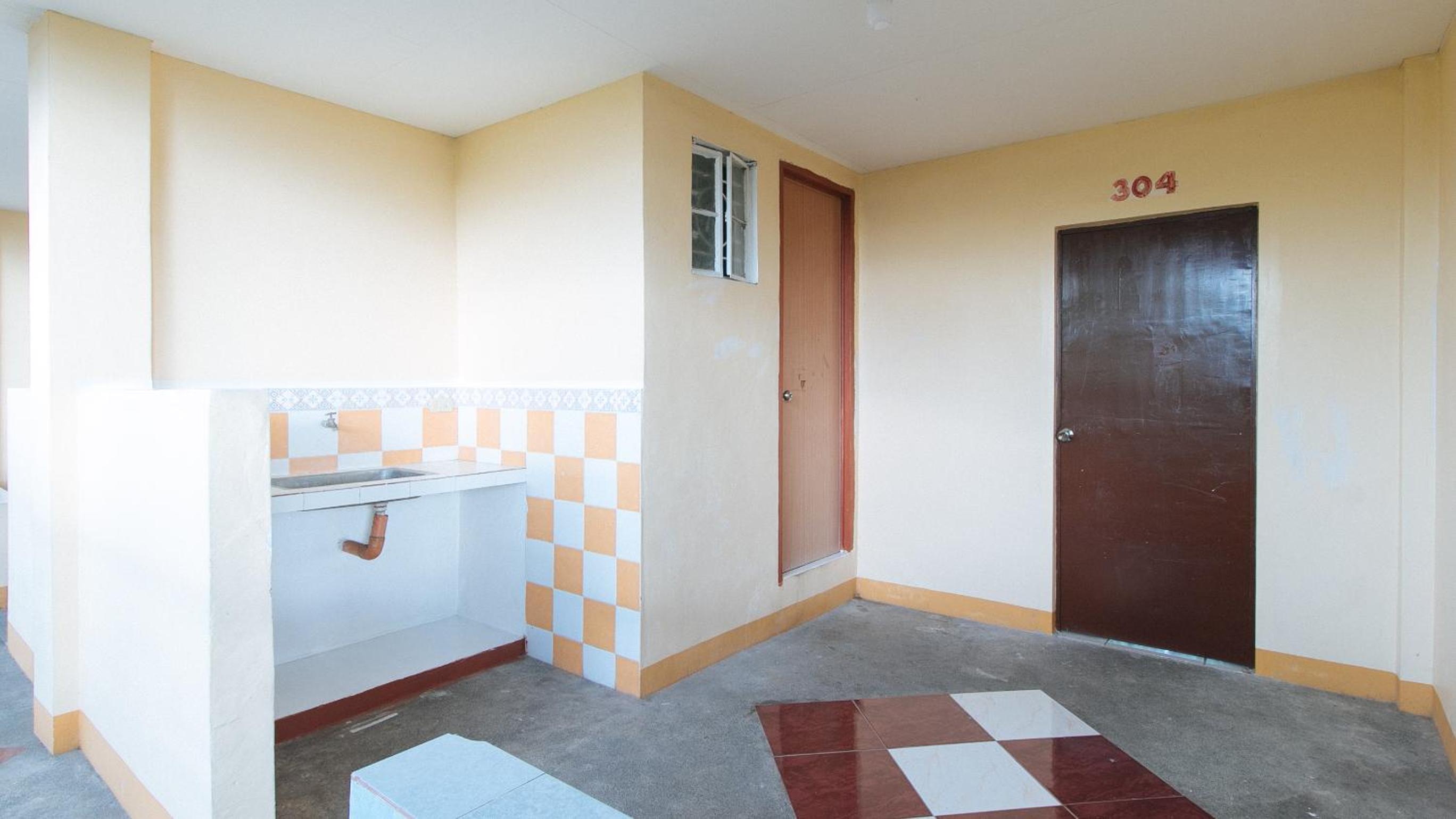 Family Room - Photo 4