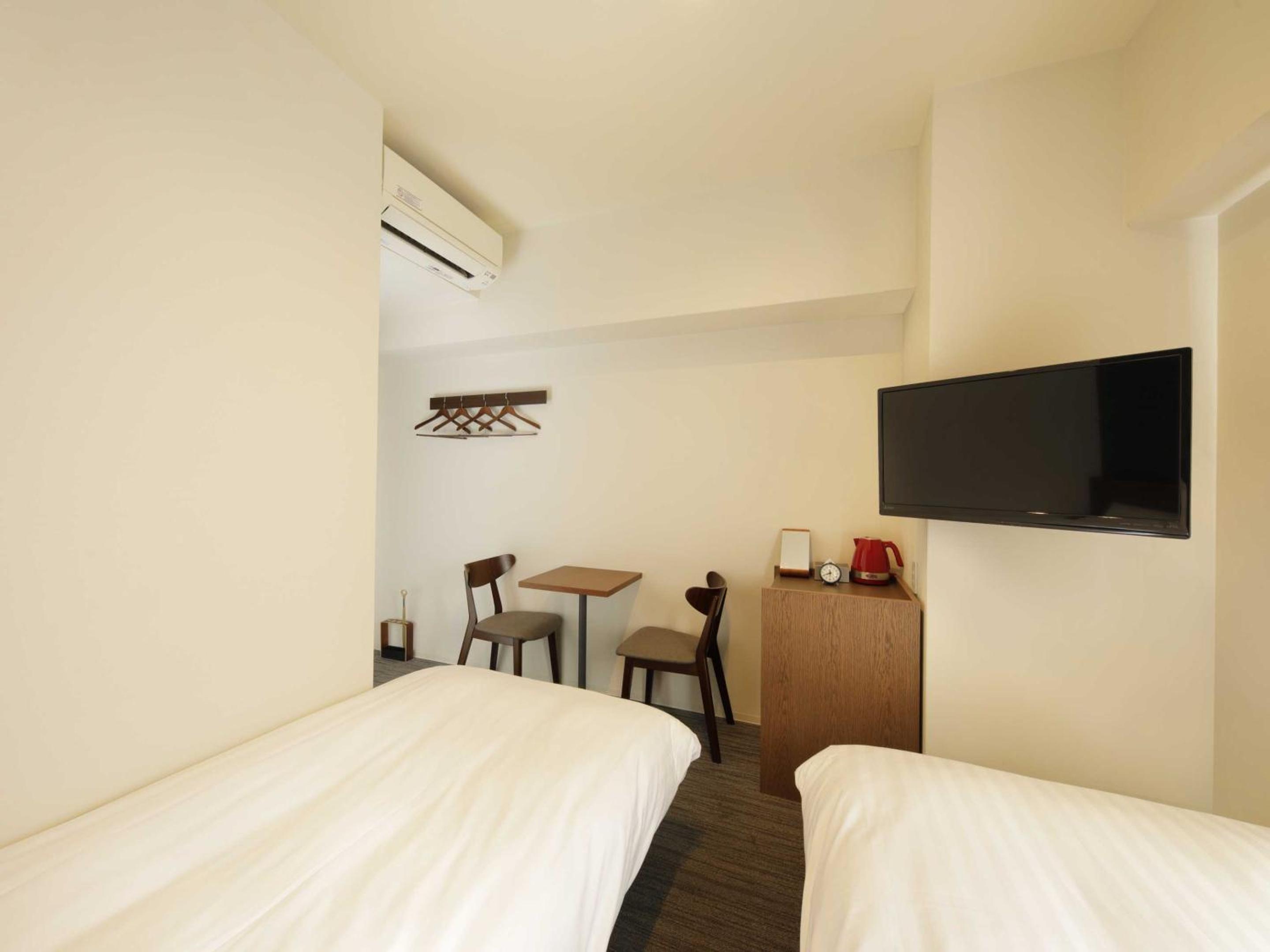 Twin Room A - Non Smoking - Photo 9