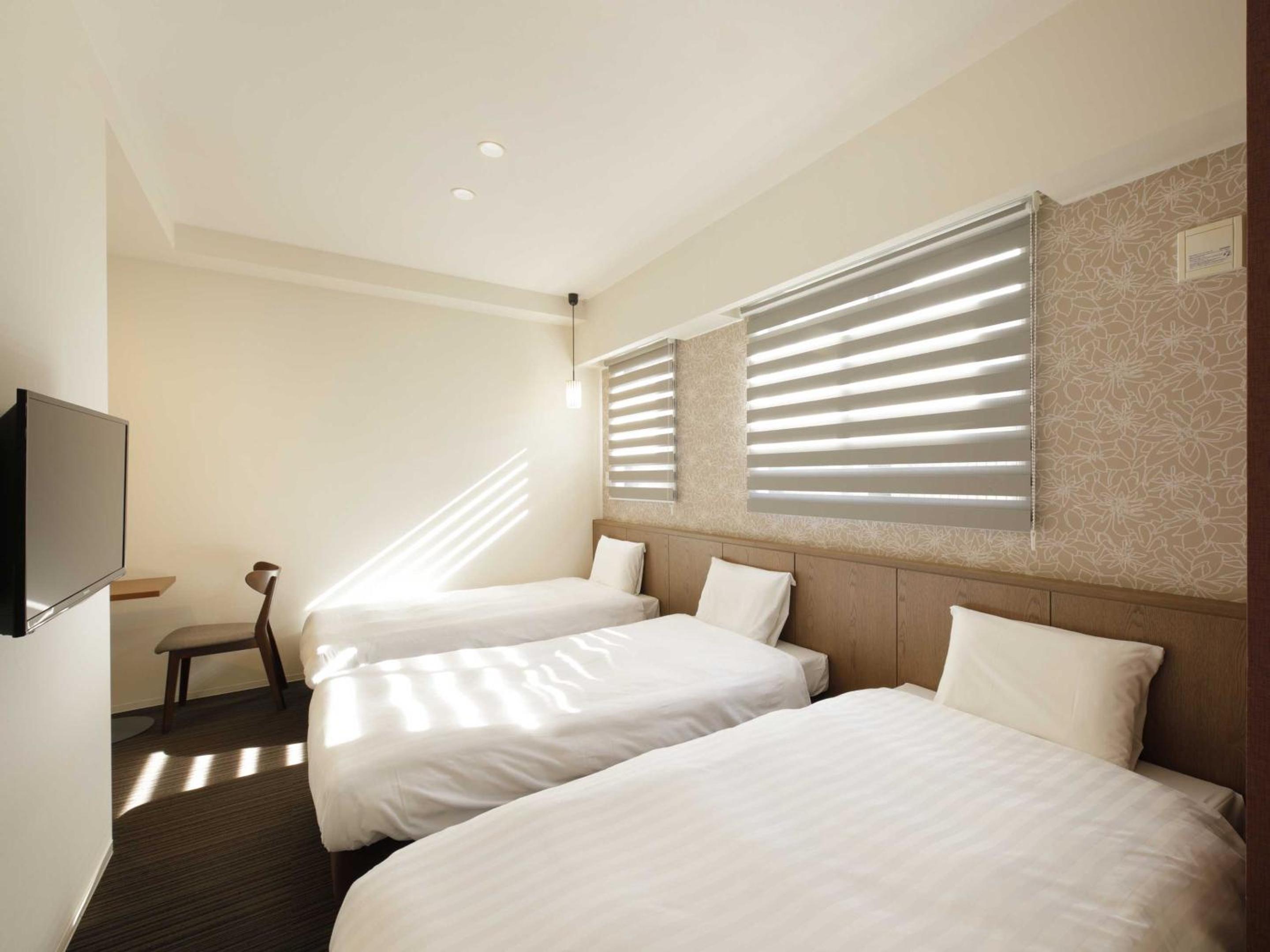 Triple Room A - Non Smoking - Photo 1