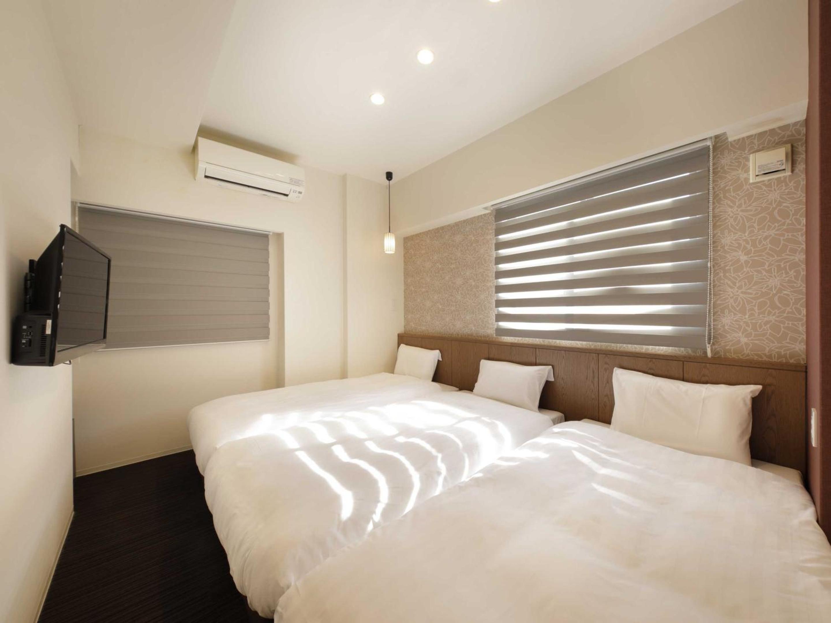 Triple Room B - Non Smoking - Photo 1