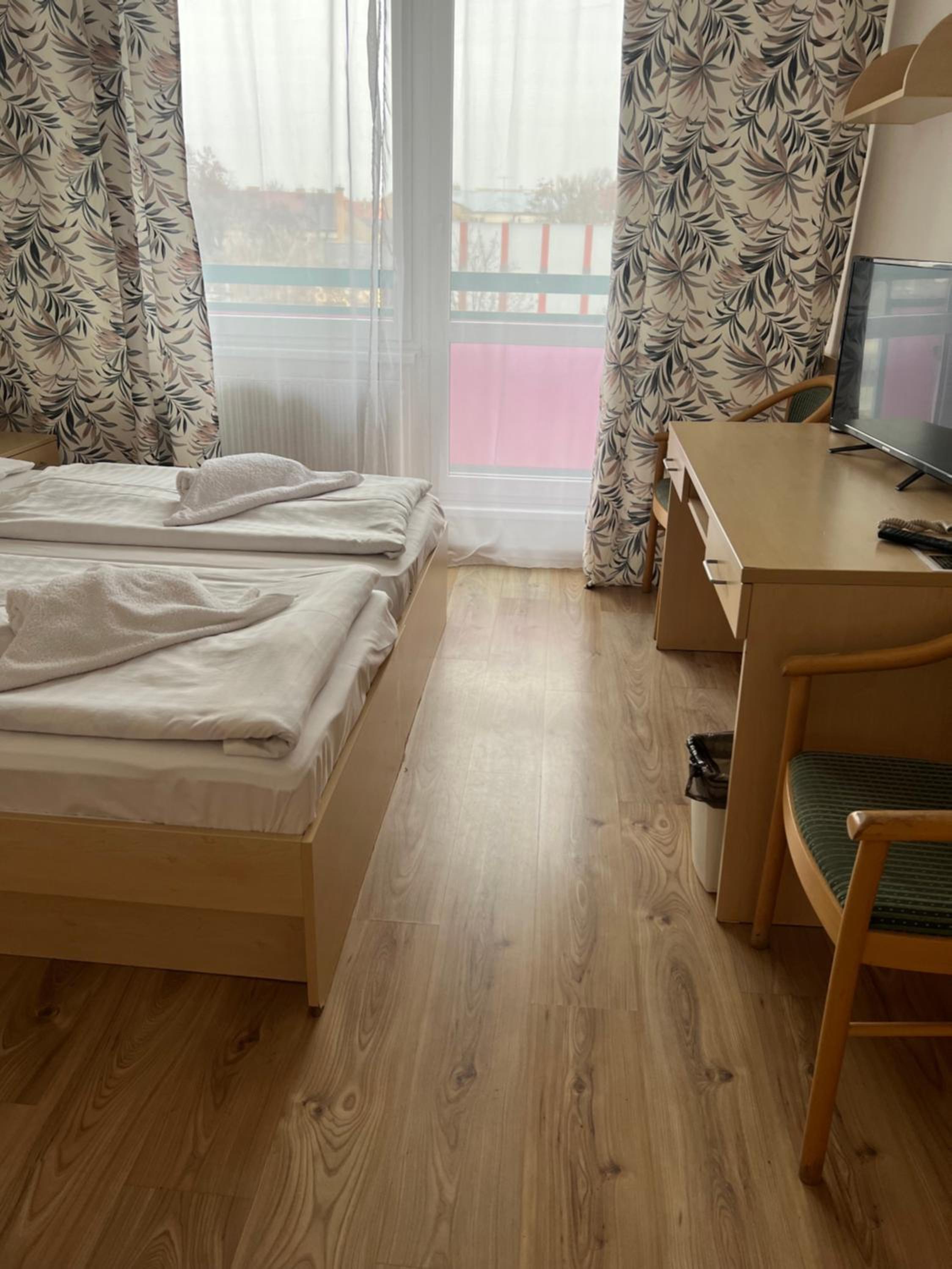 Double or Twin Room Standard - Photo 3