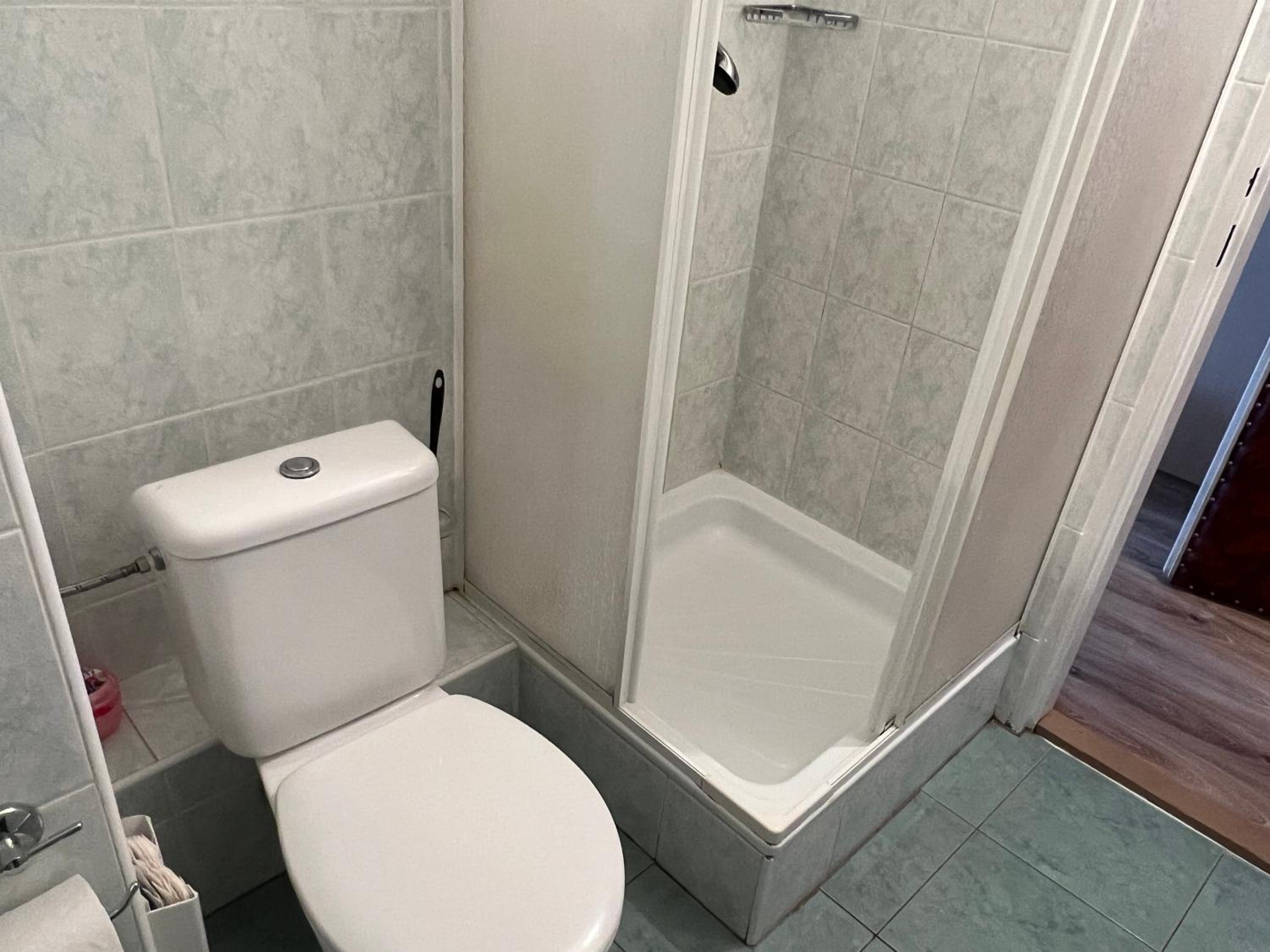 Double or Twin Room Standard - Photo 4
