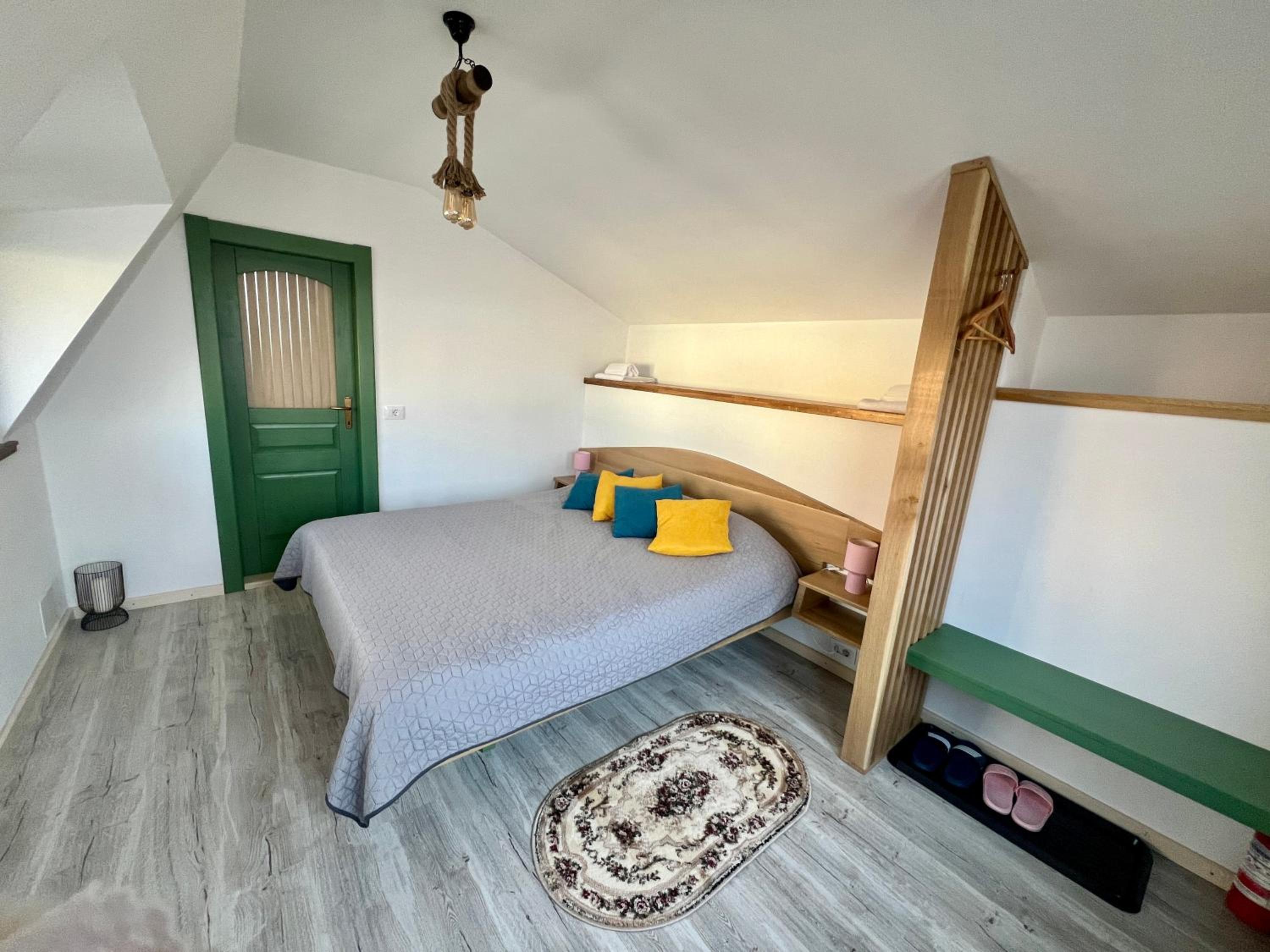 Three-Bedroom House photo 2