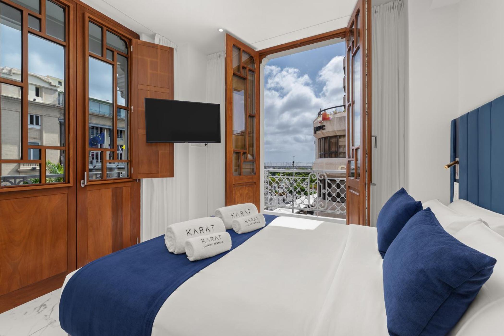 Apartamento Deluxe de Dos Habitaciones con Vista al Mar