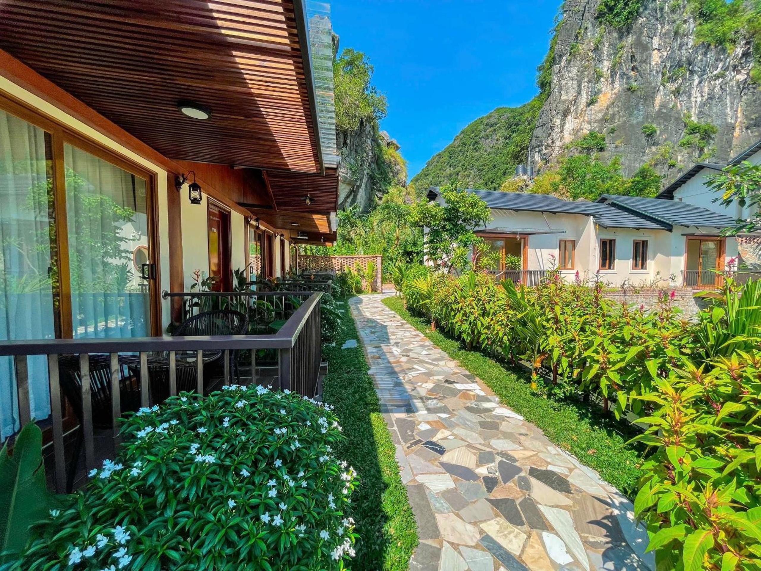 Triple Room with Garden View - Photo 1
