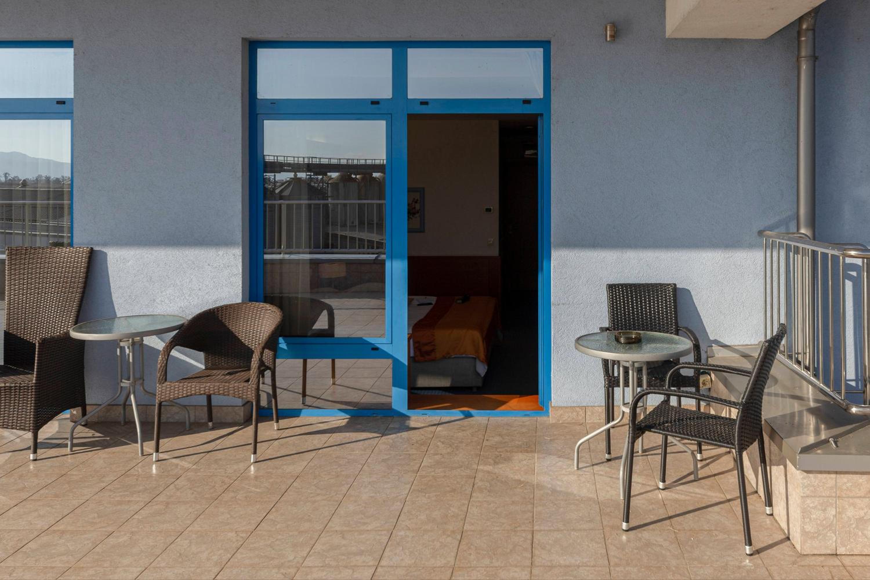 Double Room with Terrace - Photo 18