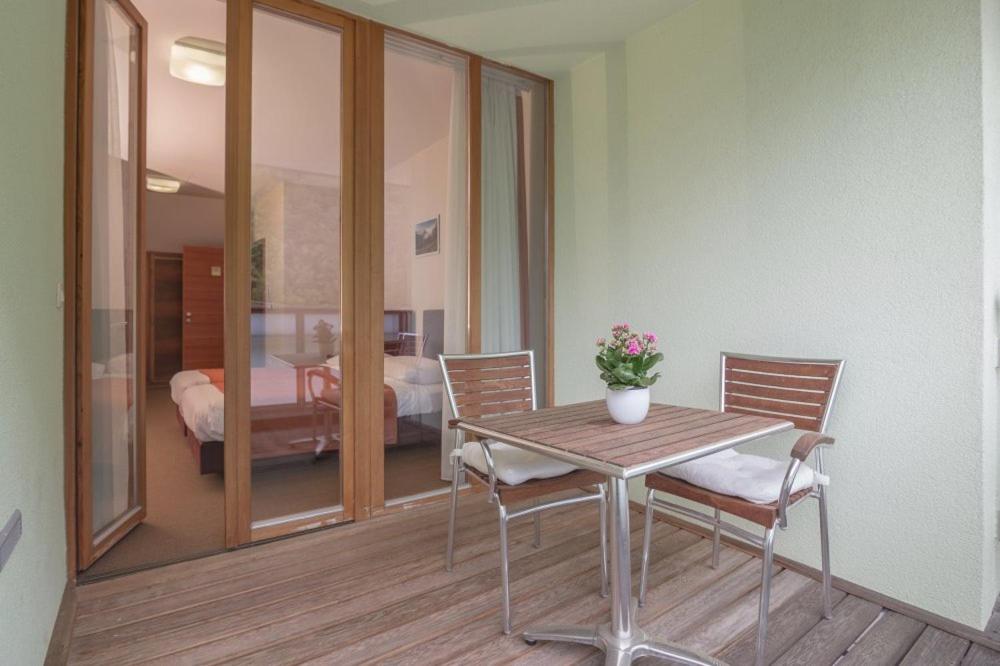 Deluxe Double Room with Balcony - Photo 1