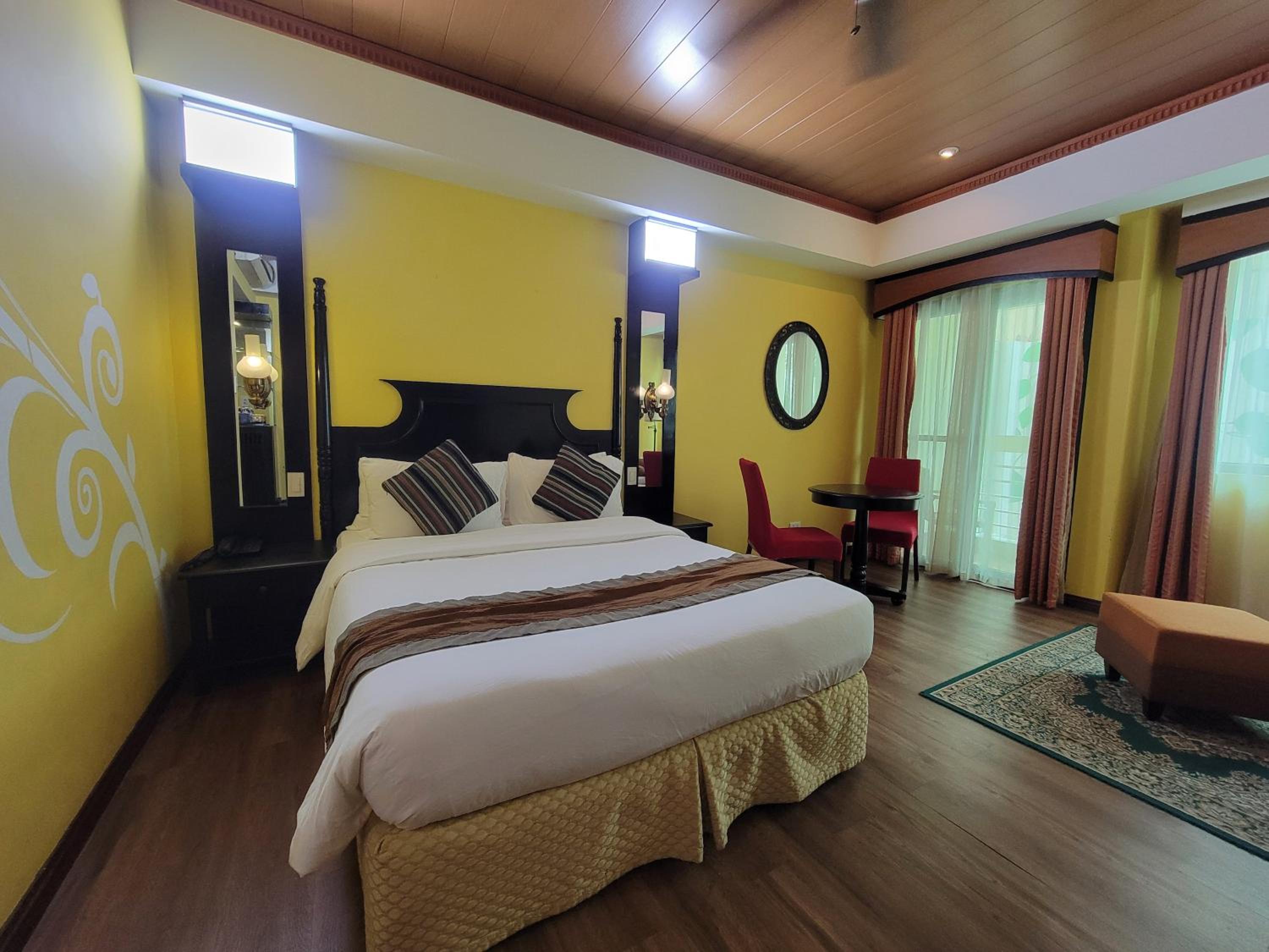Deluxe Double or Twin Room - Photo 4