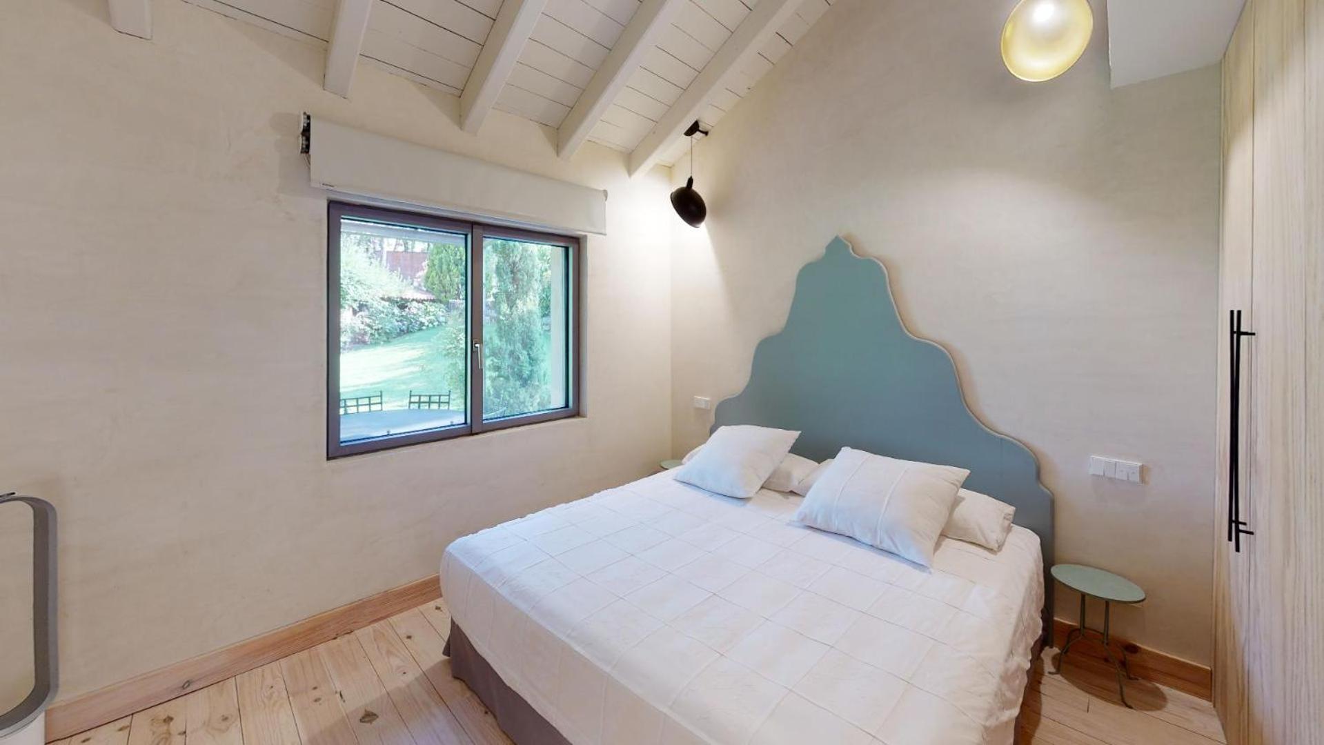 Casa de cuatro habitaciones