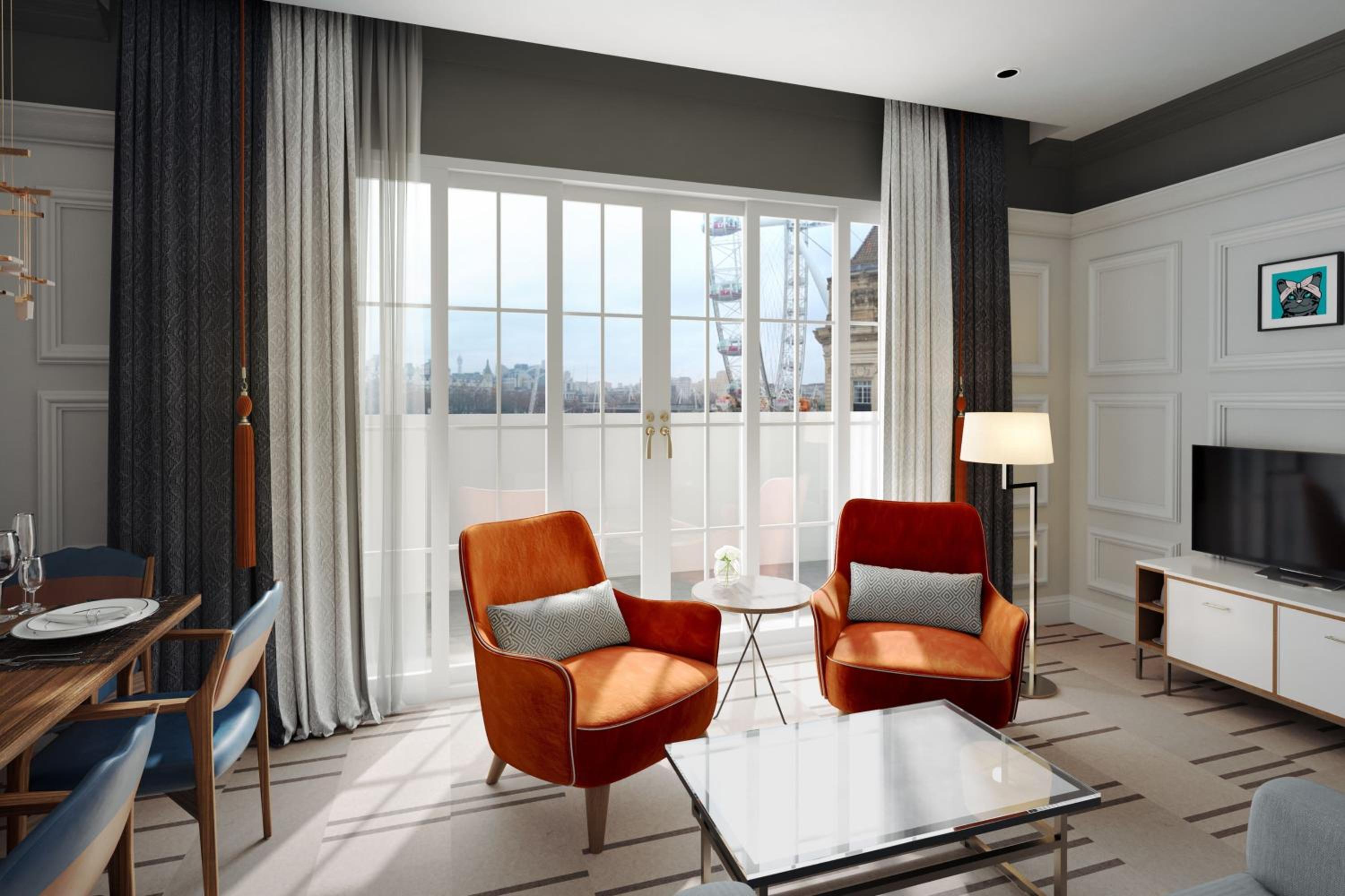 One-Bedroom King Suite with Balcony