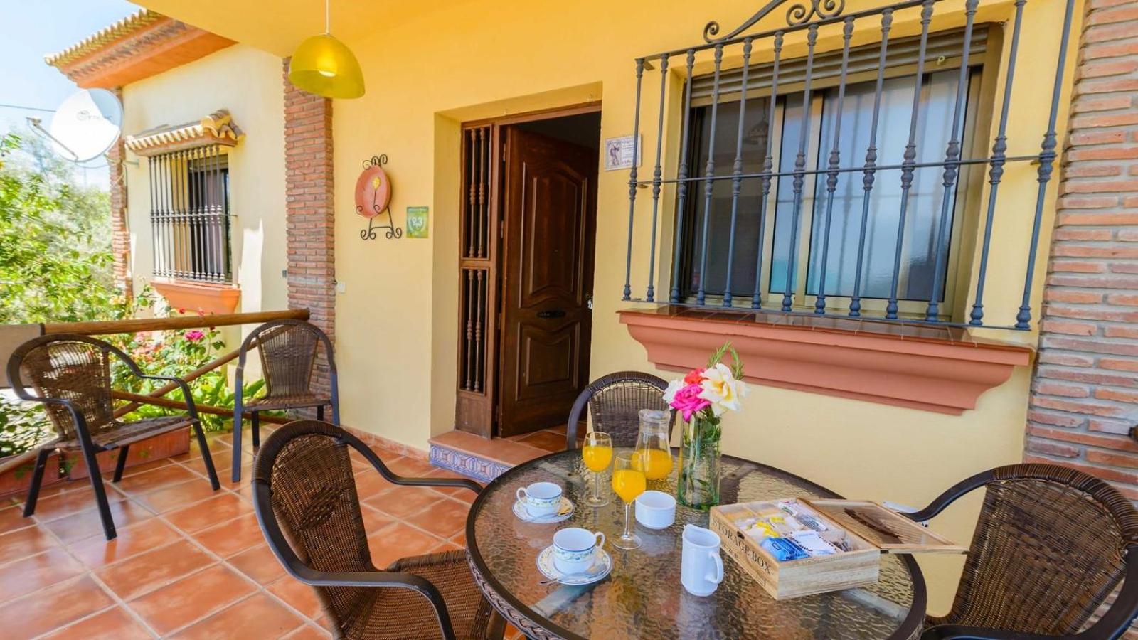 Three-Bedroom Villa photo 3