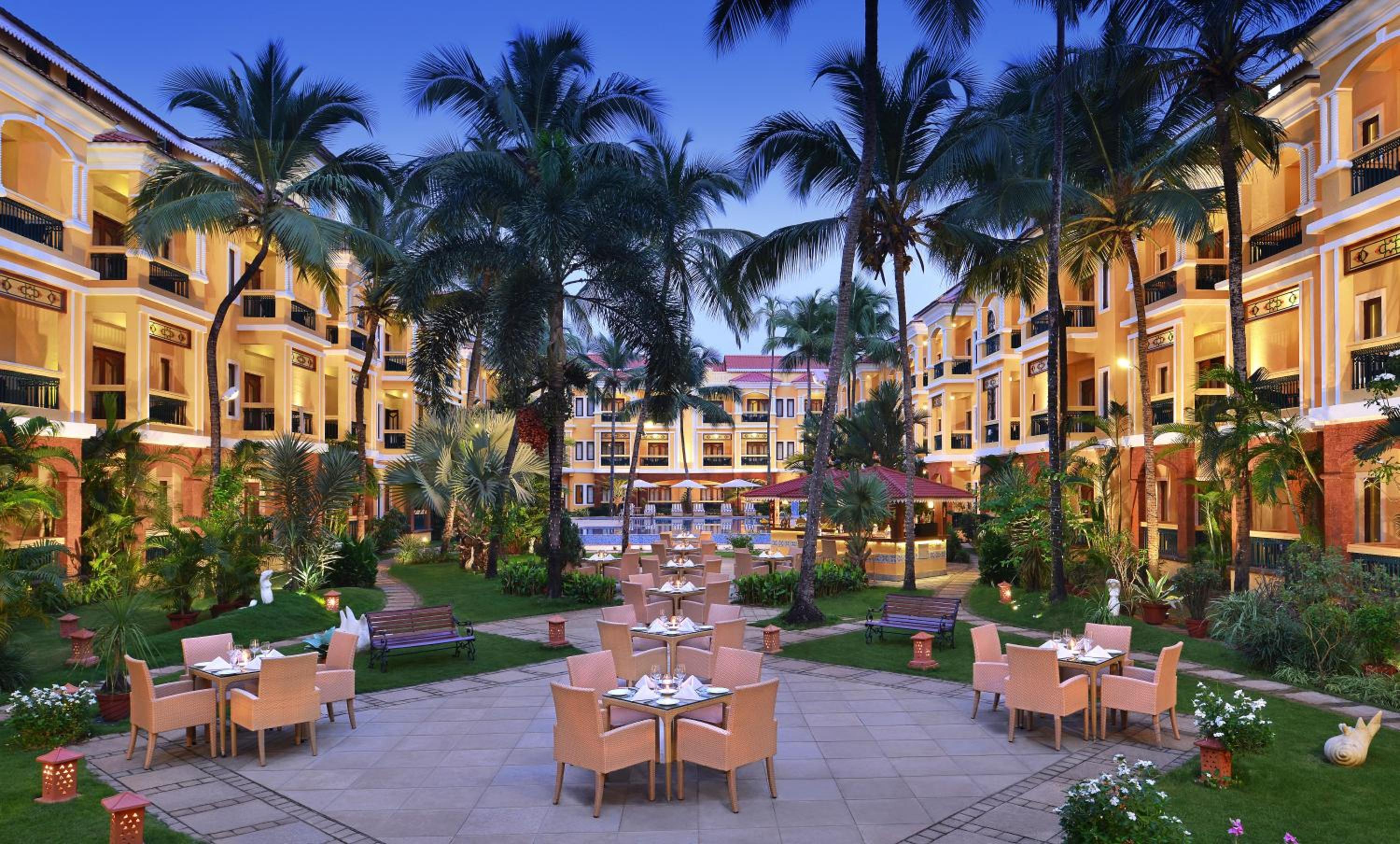 Deluxe Room Twin Bed Garden View with Balcony - Beer on arrival , Shuttle to nearest beach, 20% off on F&B