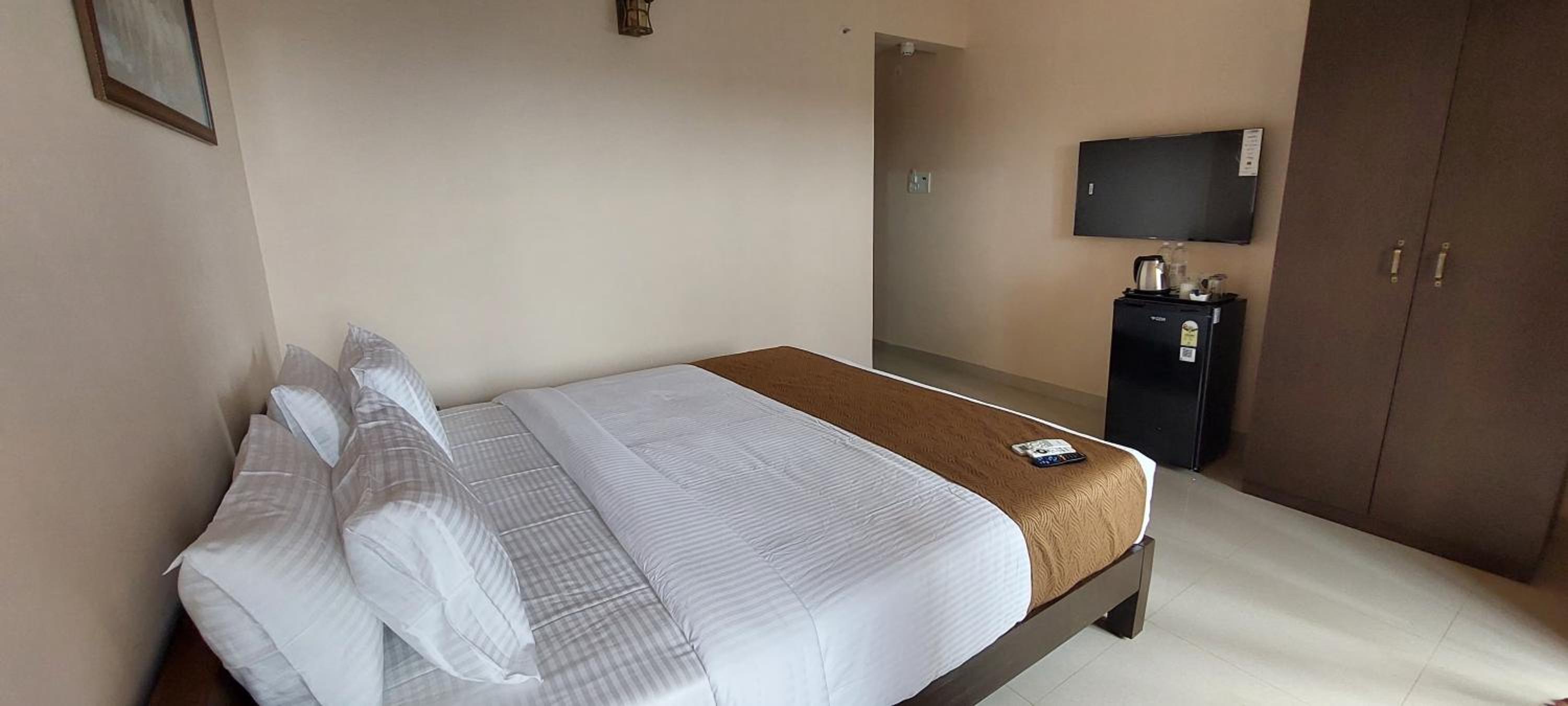 Standard Double Room photo 2