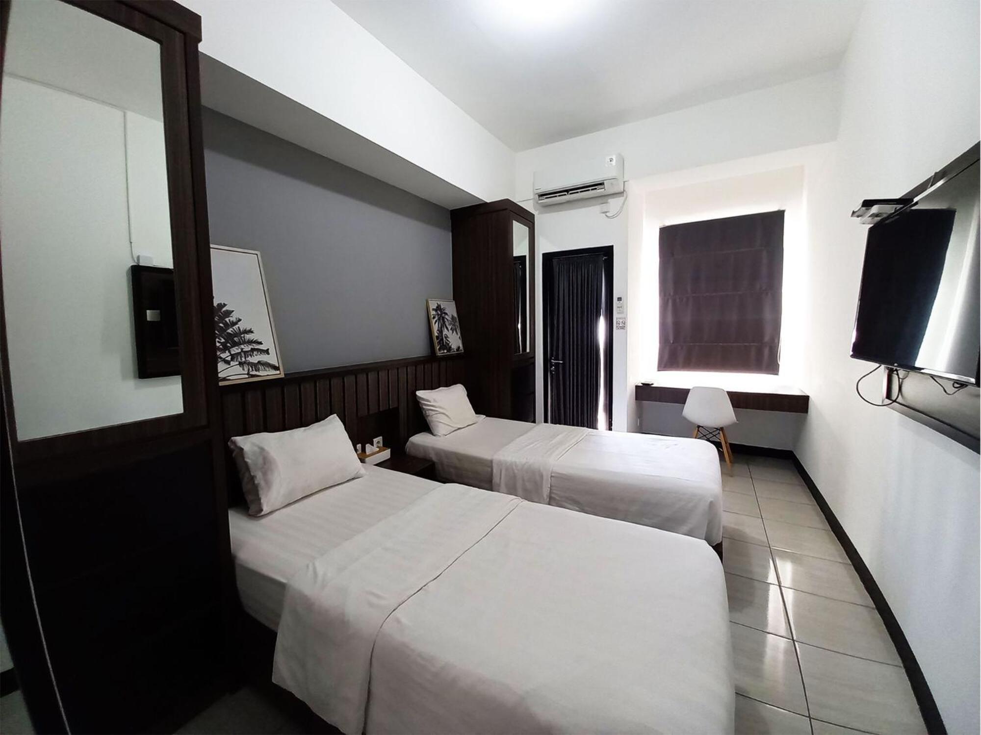 Superior Twin Room - Photo 1