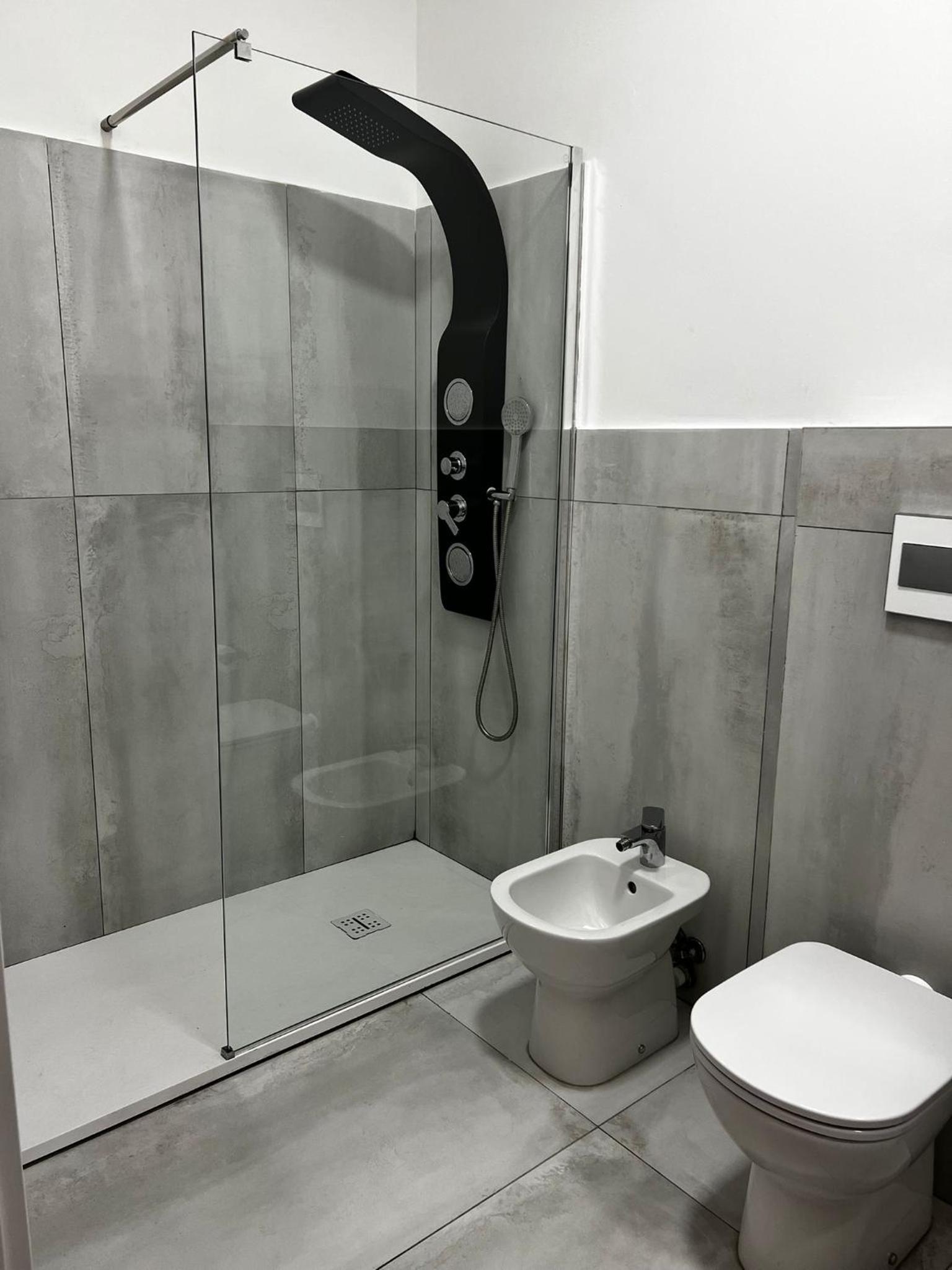 Double or Twin Room with Bathroom photo 2