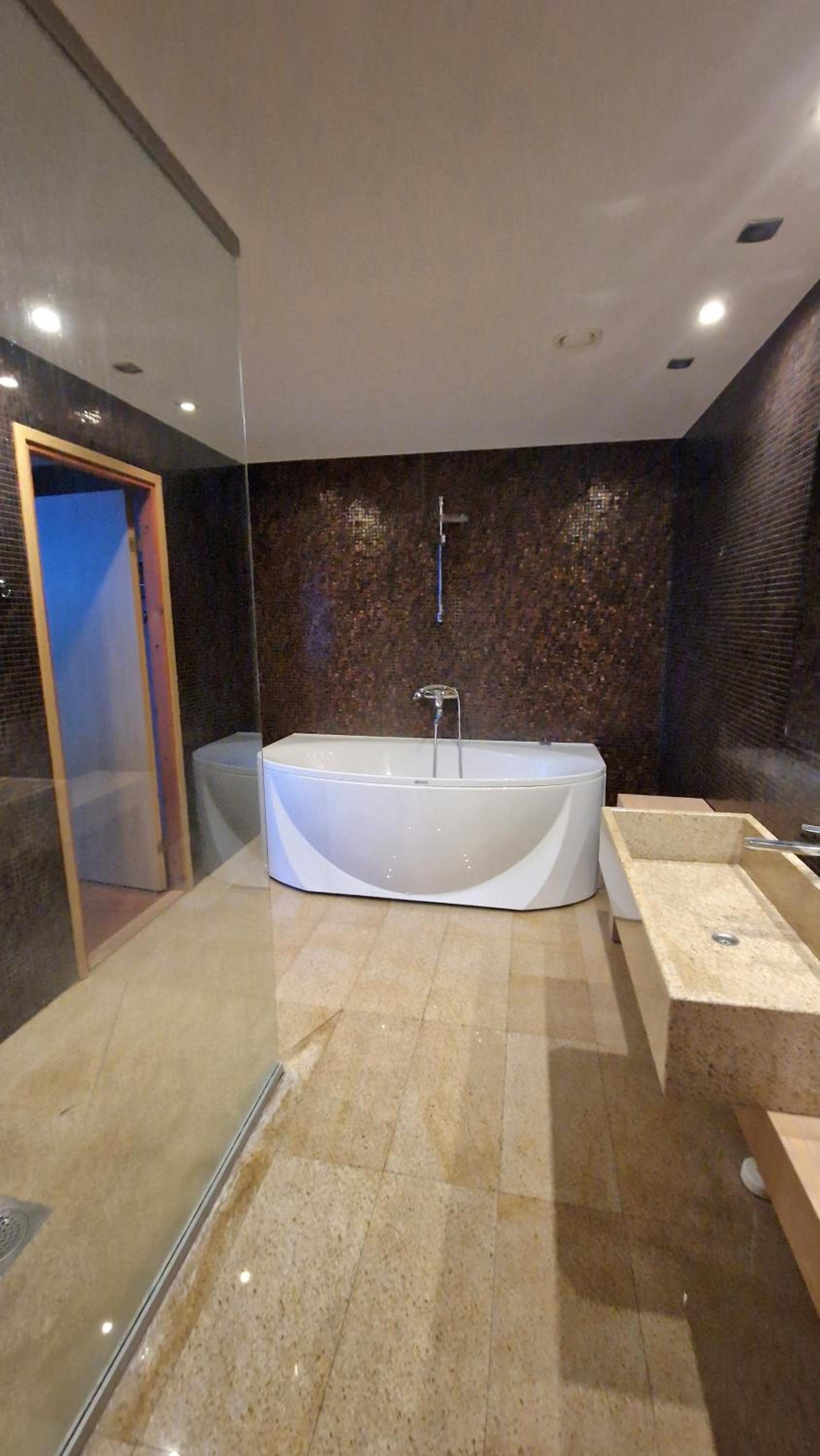 Suite photo 2