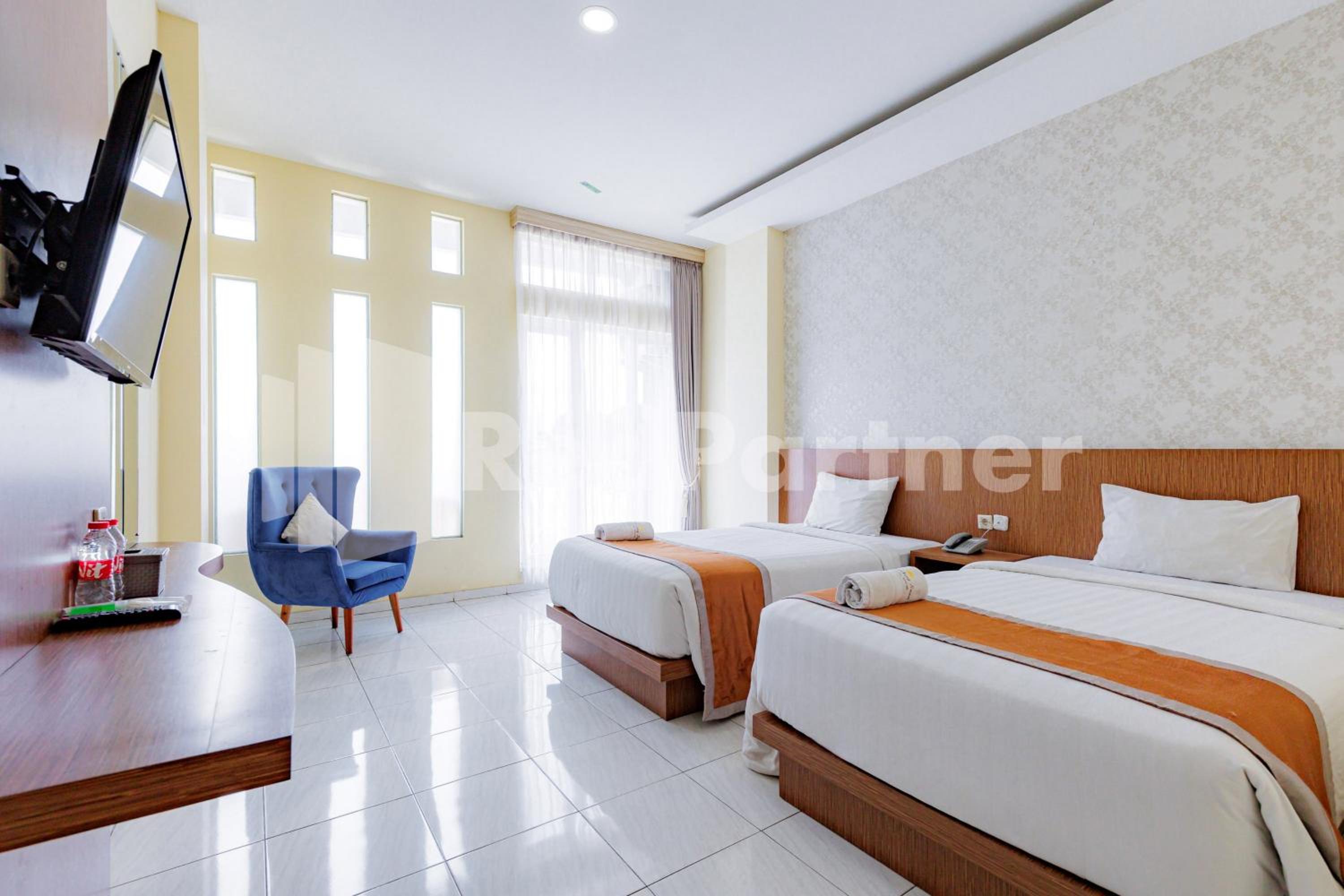 Superior Twin Room - Photo 7