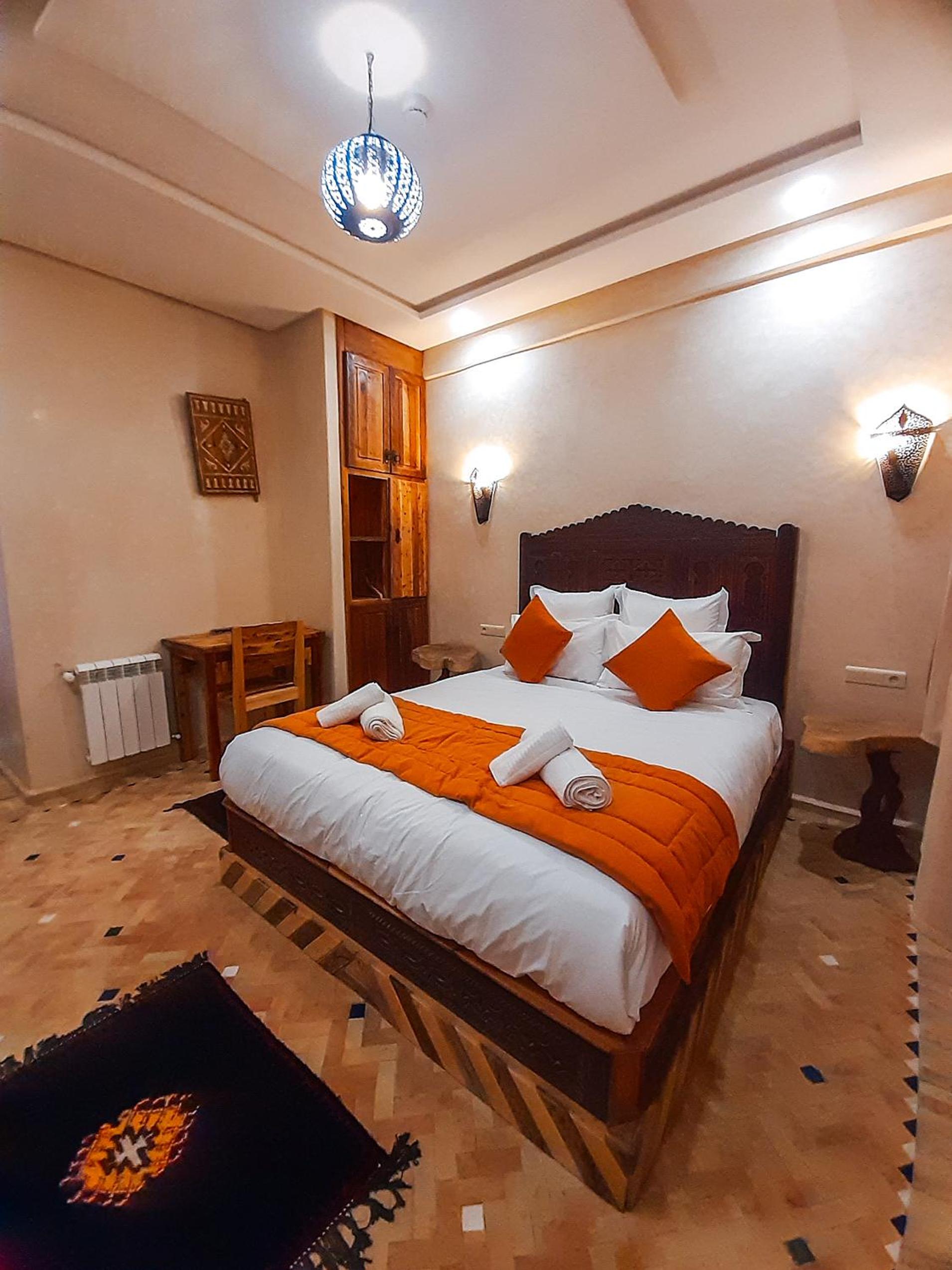 Double Room with Pool View photo 3