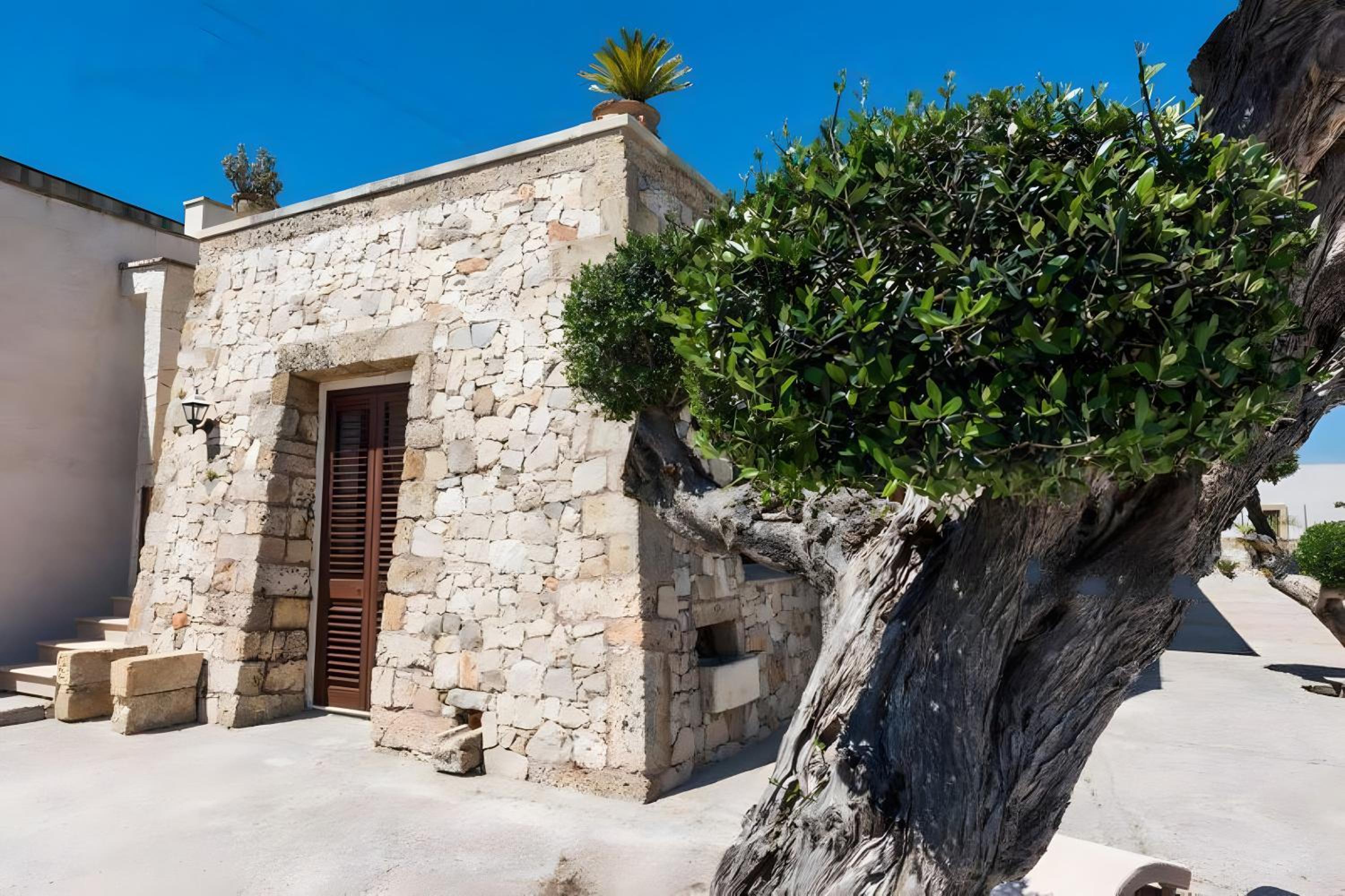 Villa with Sea View photo 3