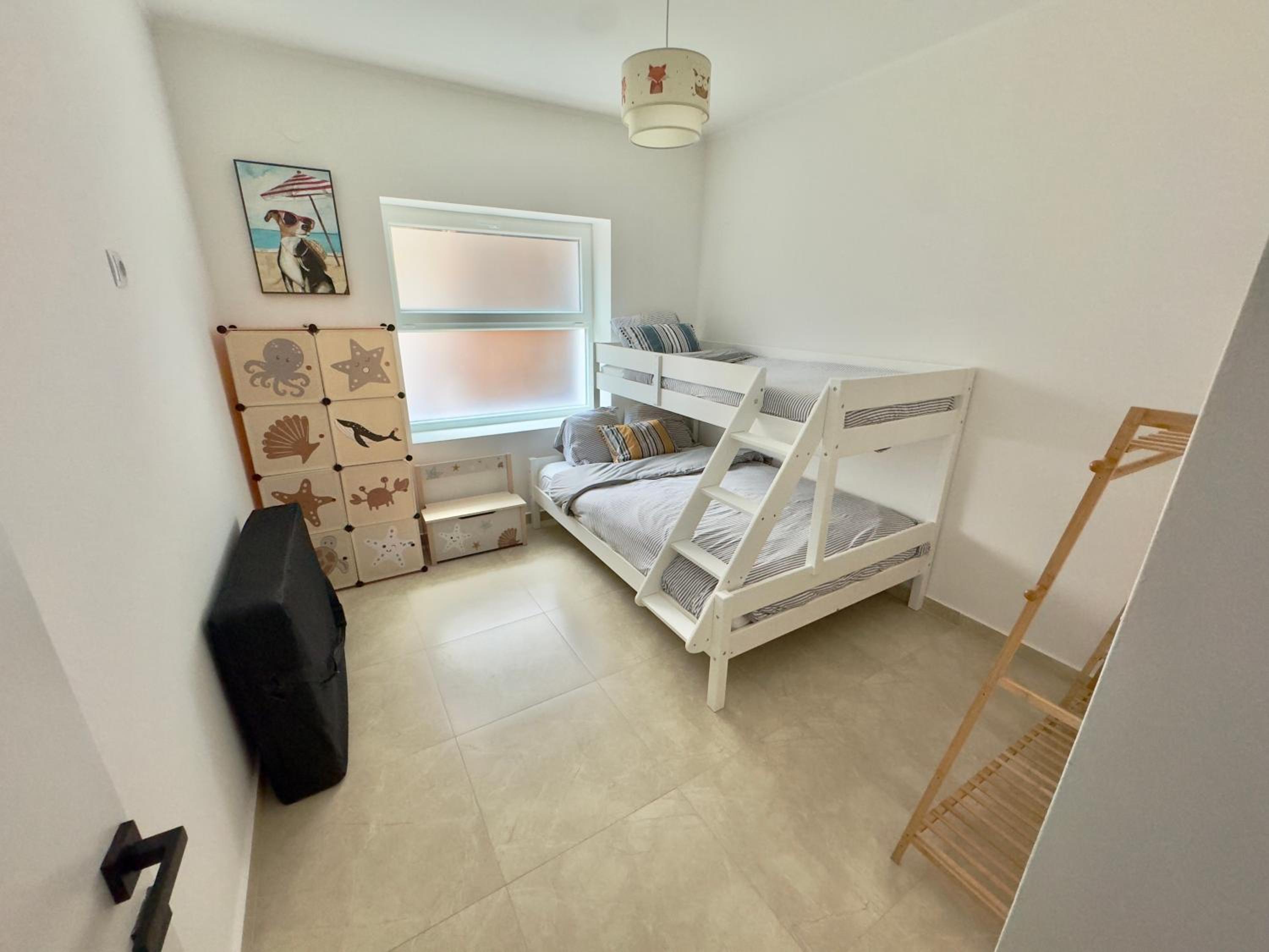 Three-Bedroom Apartment with Lake View photo 1