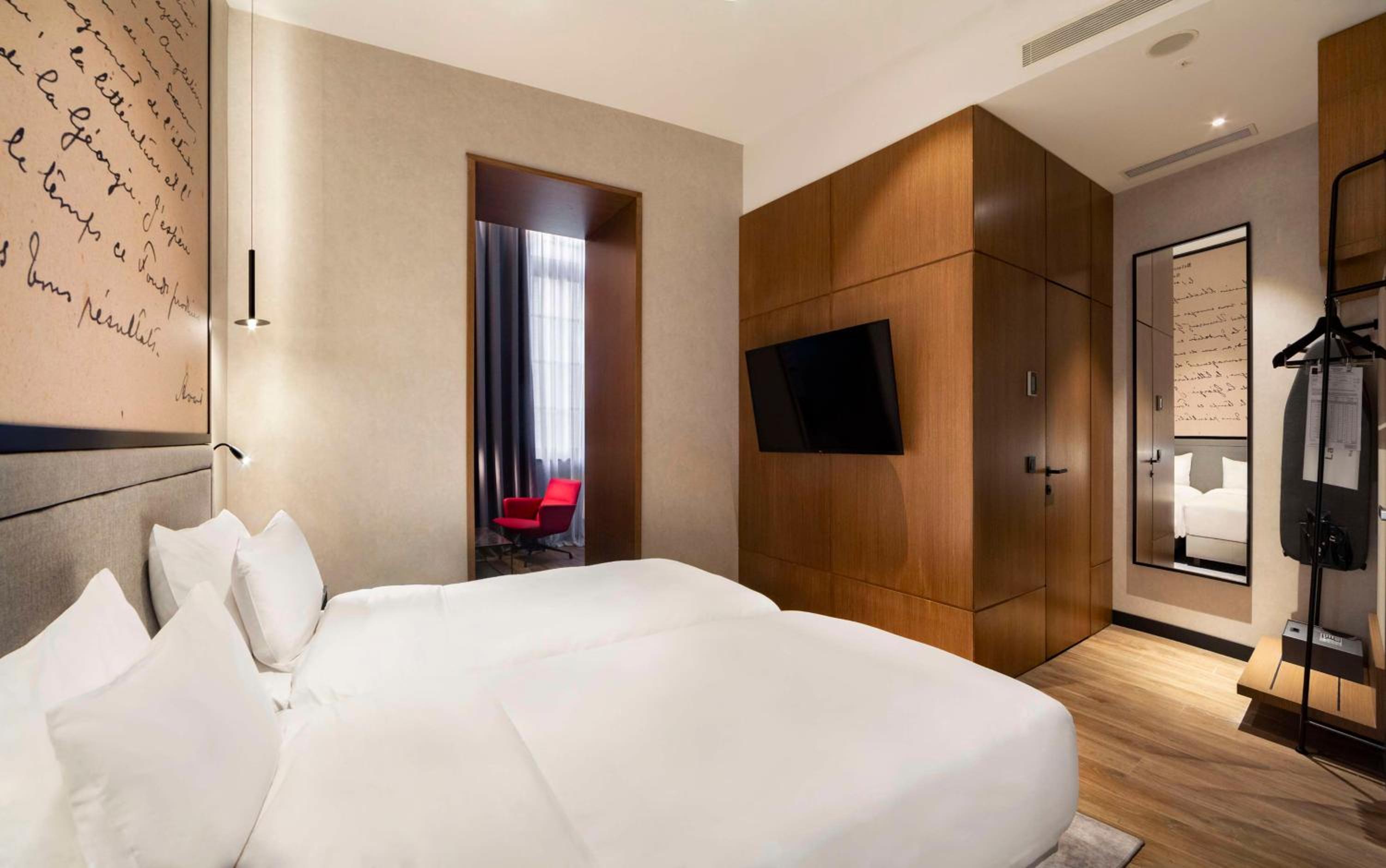 Premium Room - Photo 5