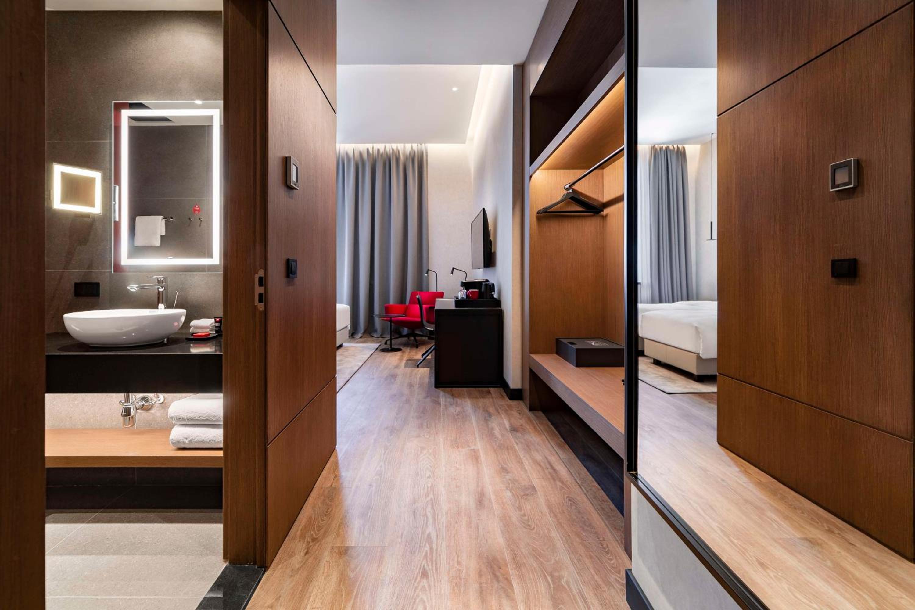 Superior Room - Photo 5