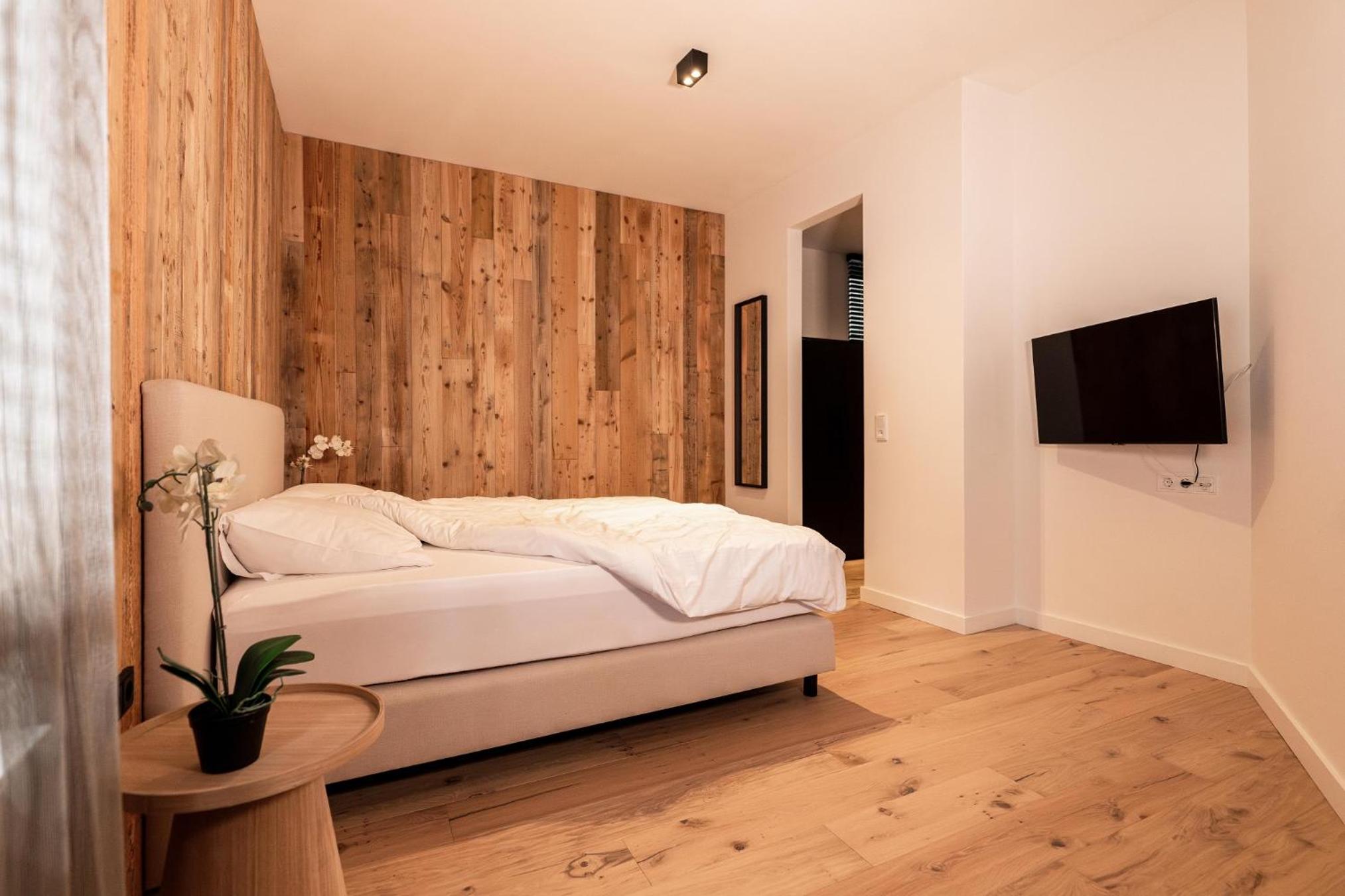 Four-Bedroom House photo 1