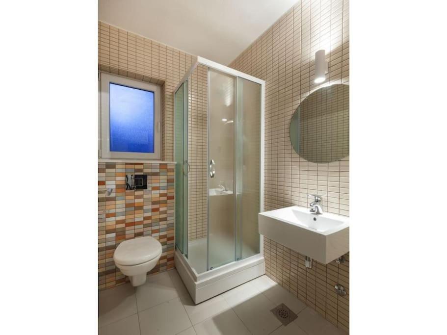 Three-Bedroom Villa photo 2