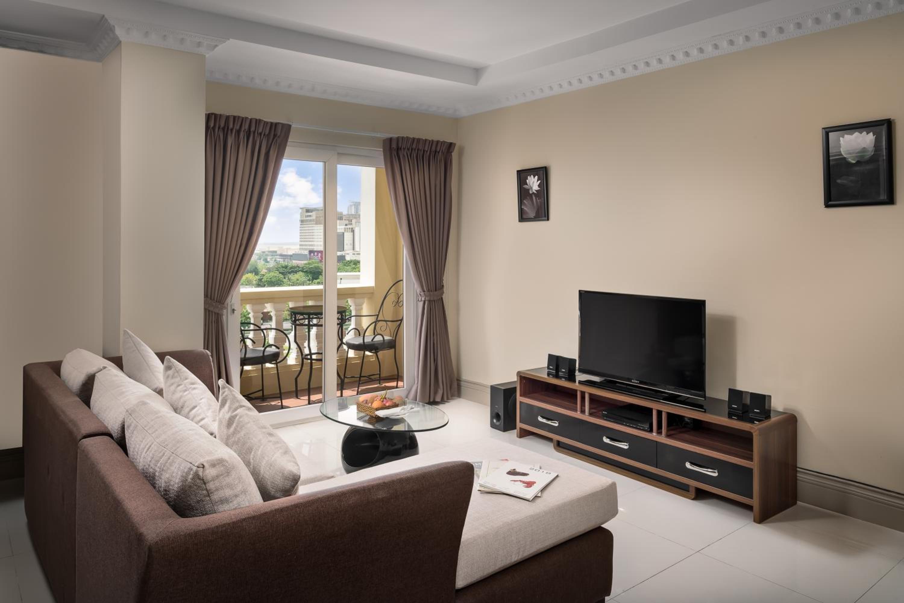 Presidential 2-Bedroom Suite photo 3