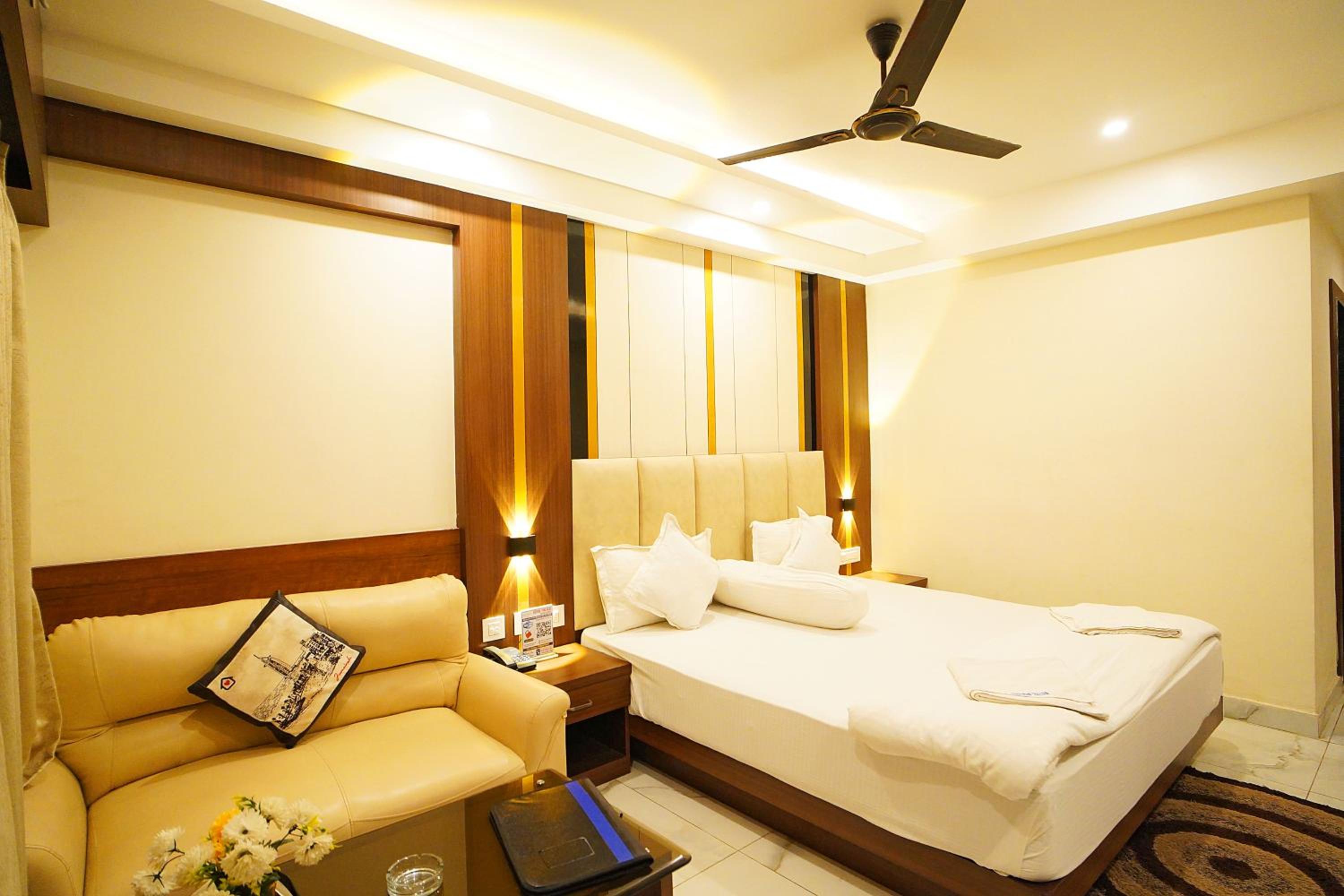 Double Room With Balcony photo 1