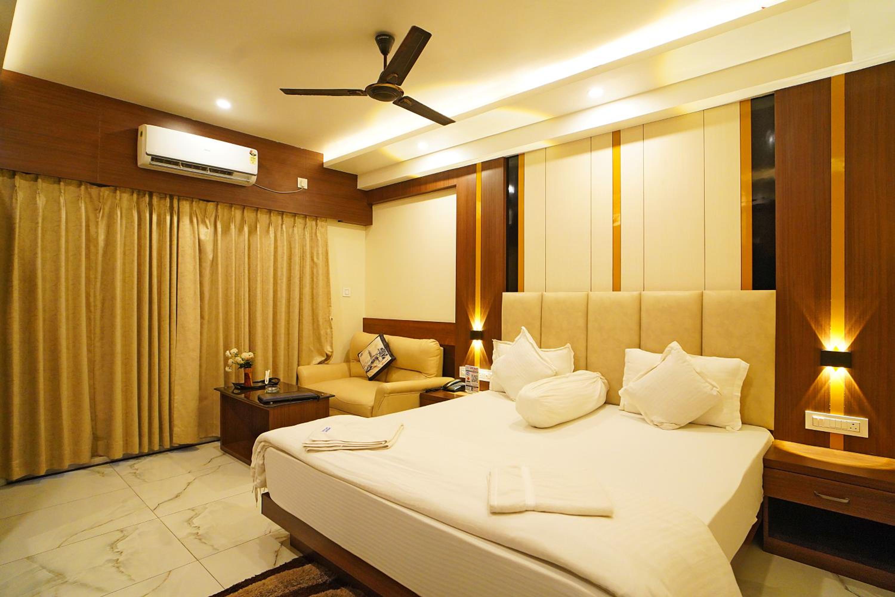 Double Room With Balcony photo 2