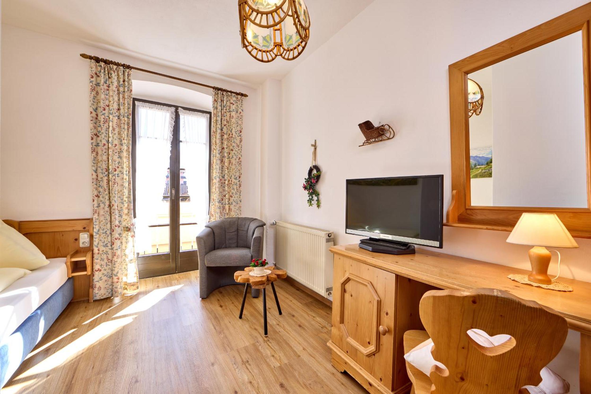 Single Room photo 3
