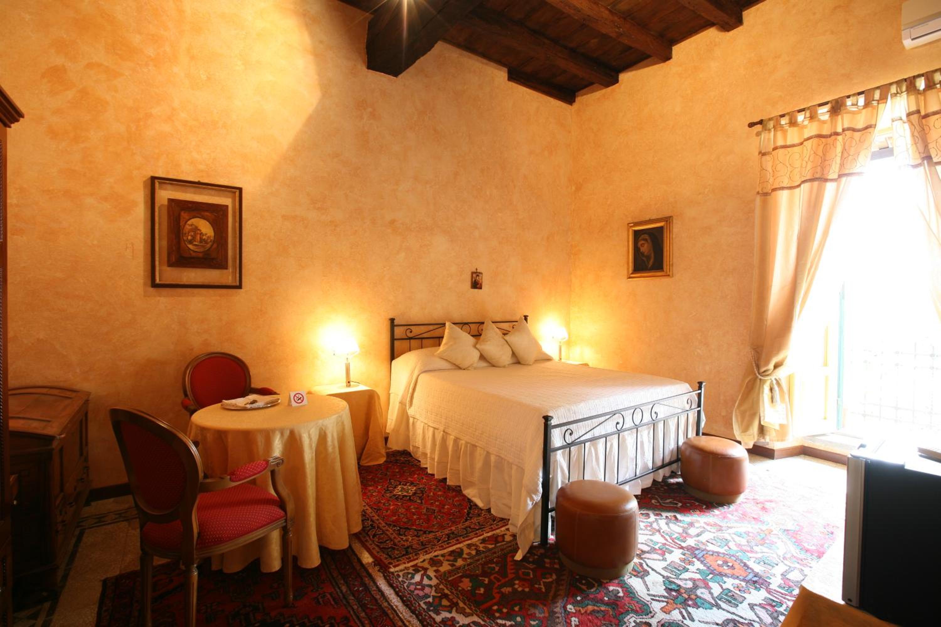 Superior Queen Room photo 1