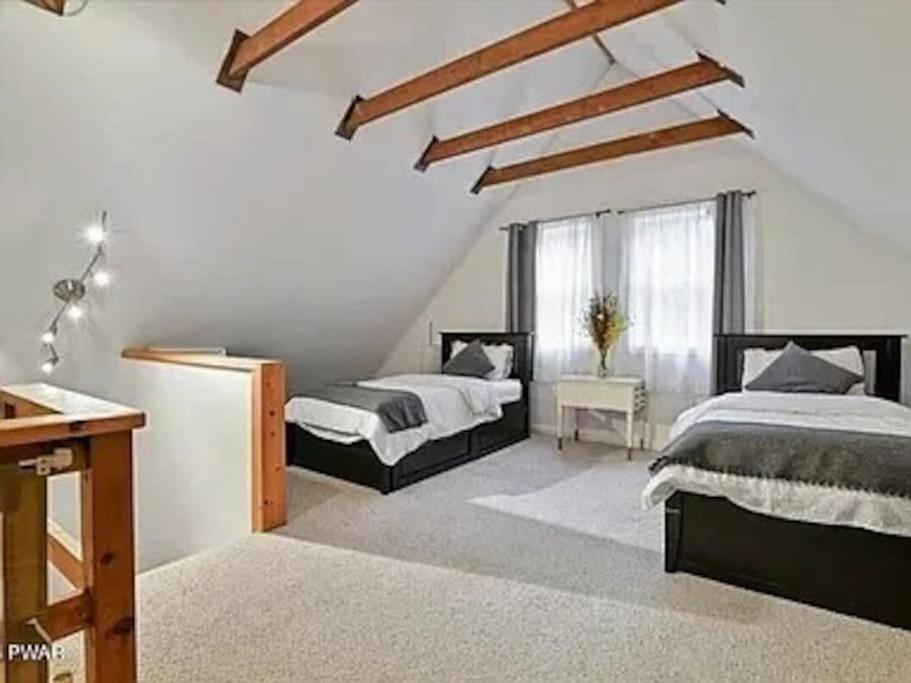 Four-Bedroom House photo 1