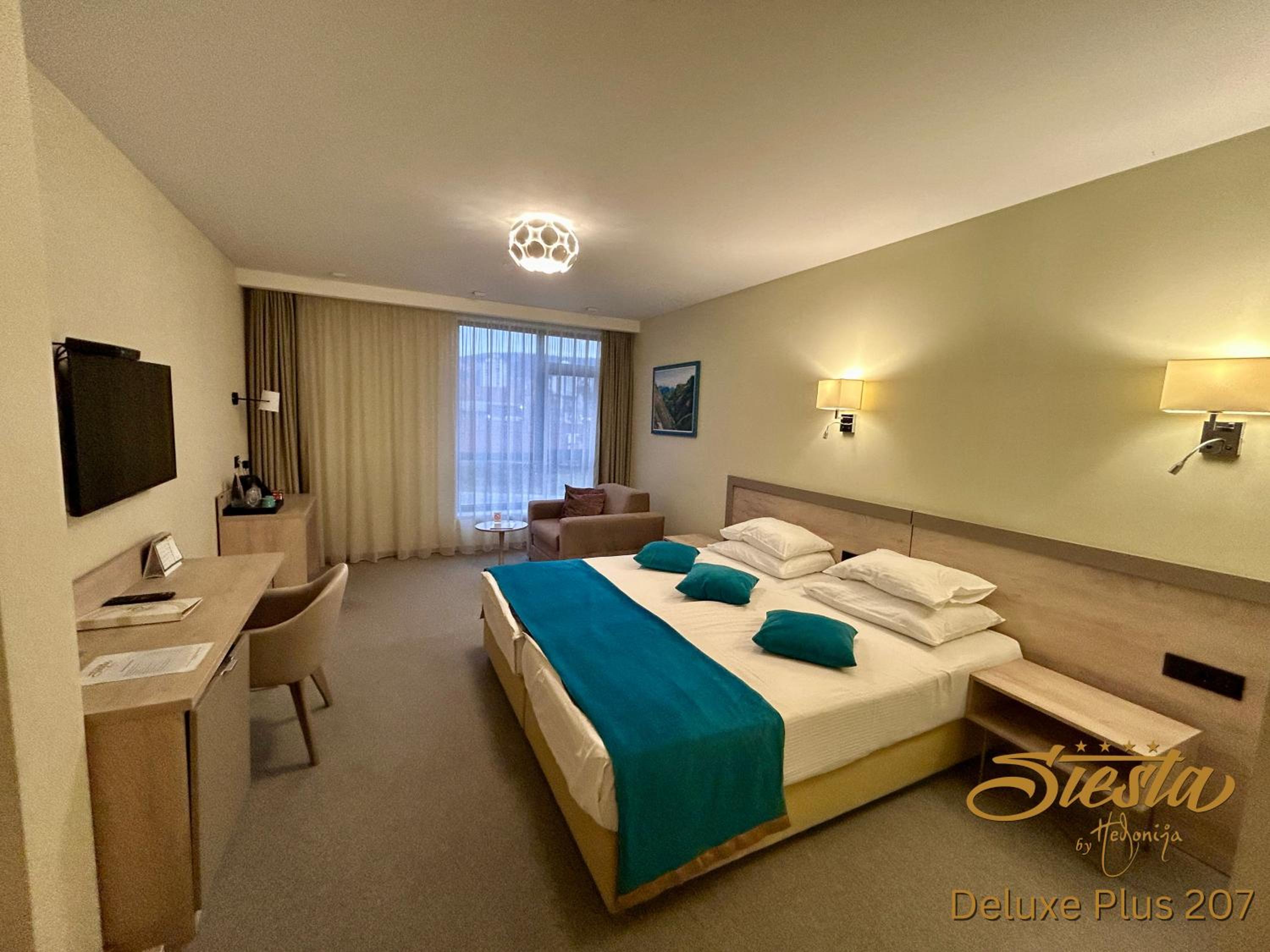 Deluxe Triple Room photo 1