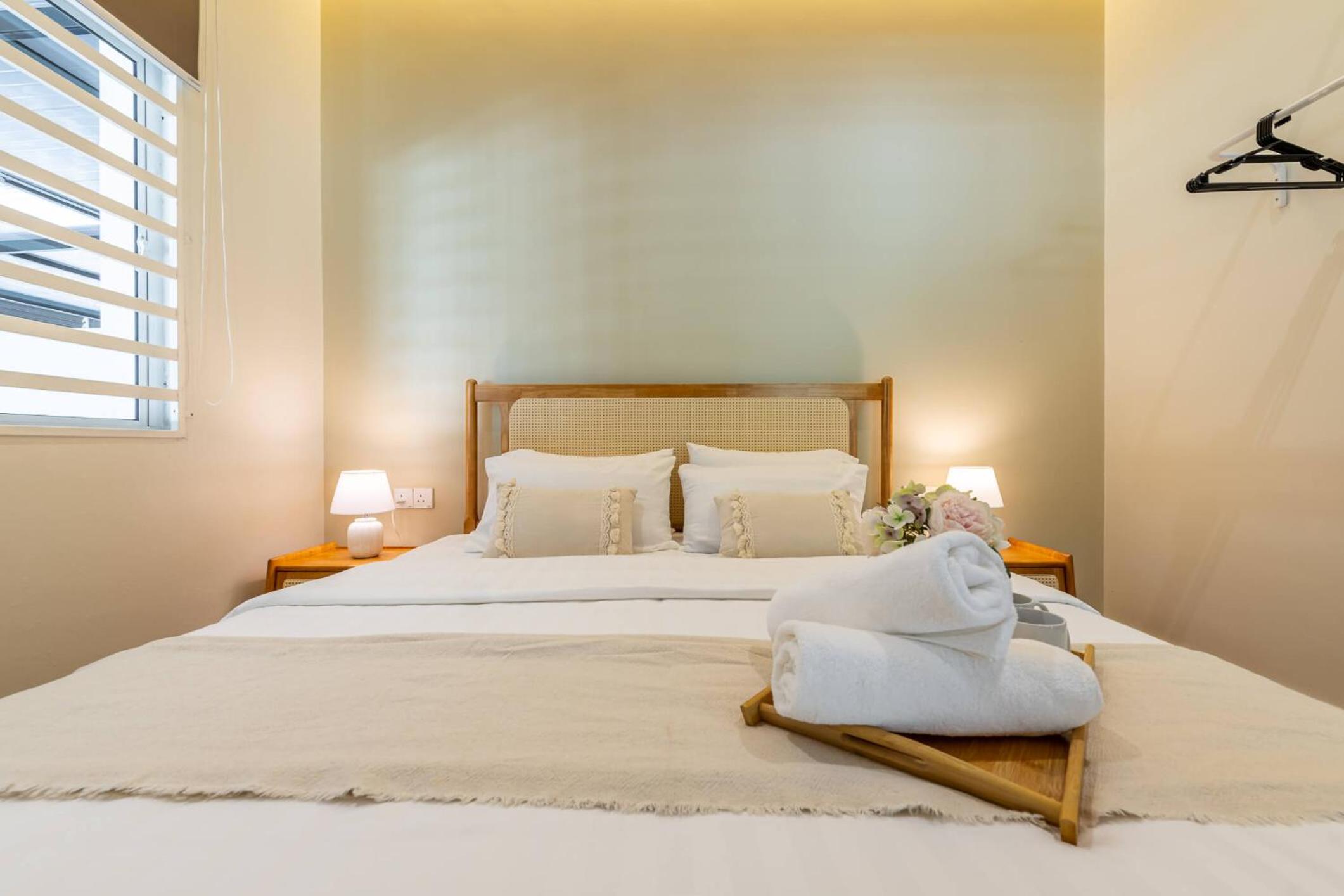 Standard King Room - Photo 3