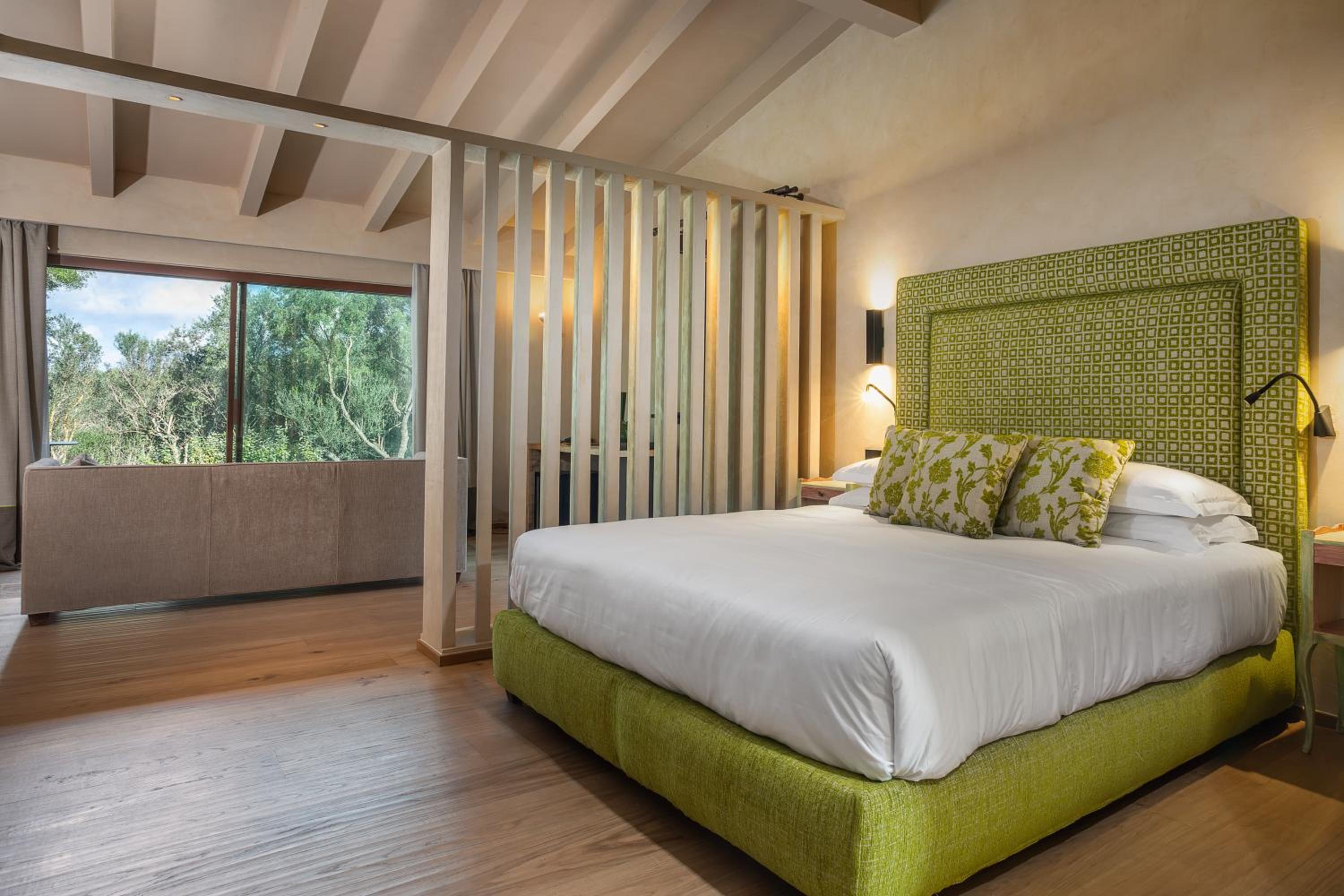 Spa Suite with Private Pool - Photo 7