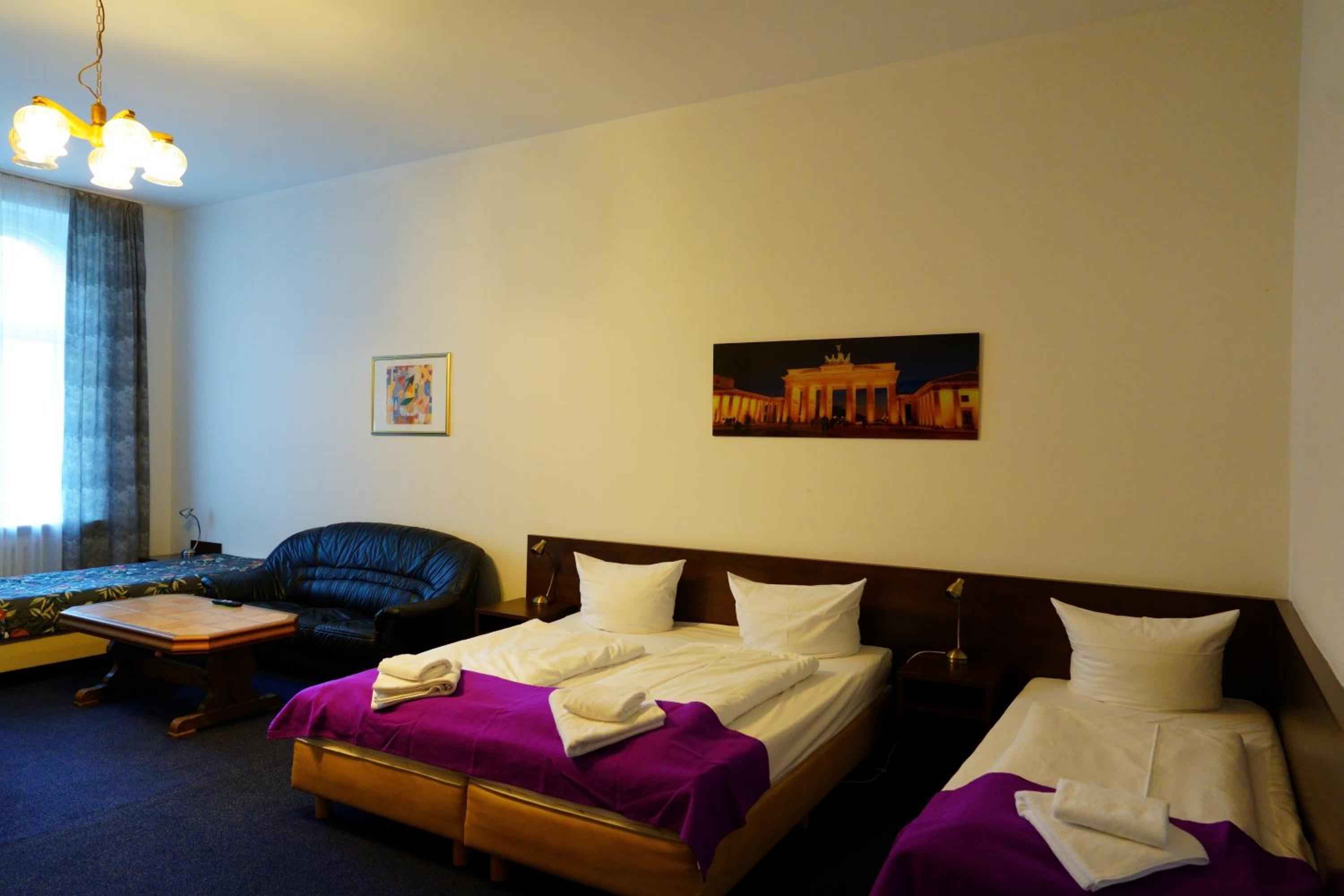 Triple Room - Photo 10