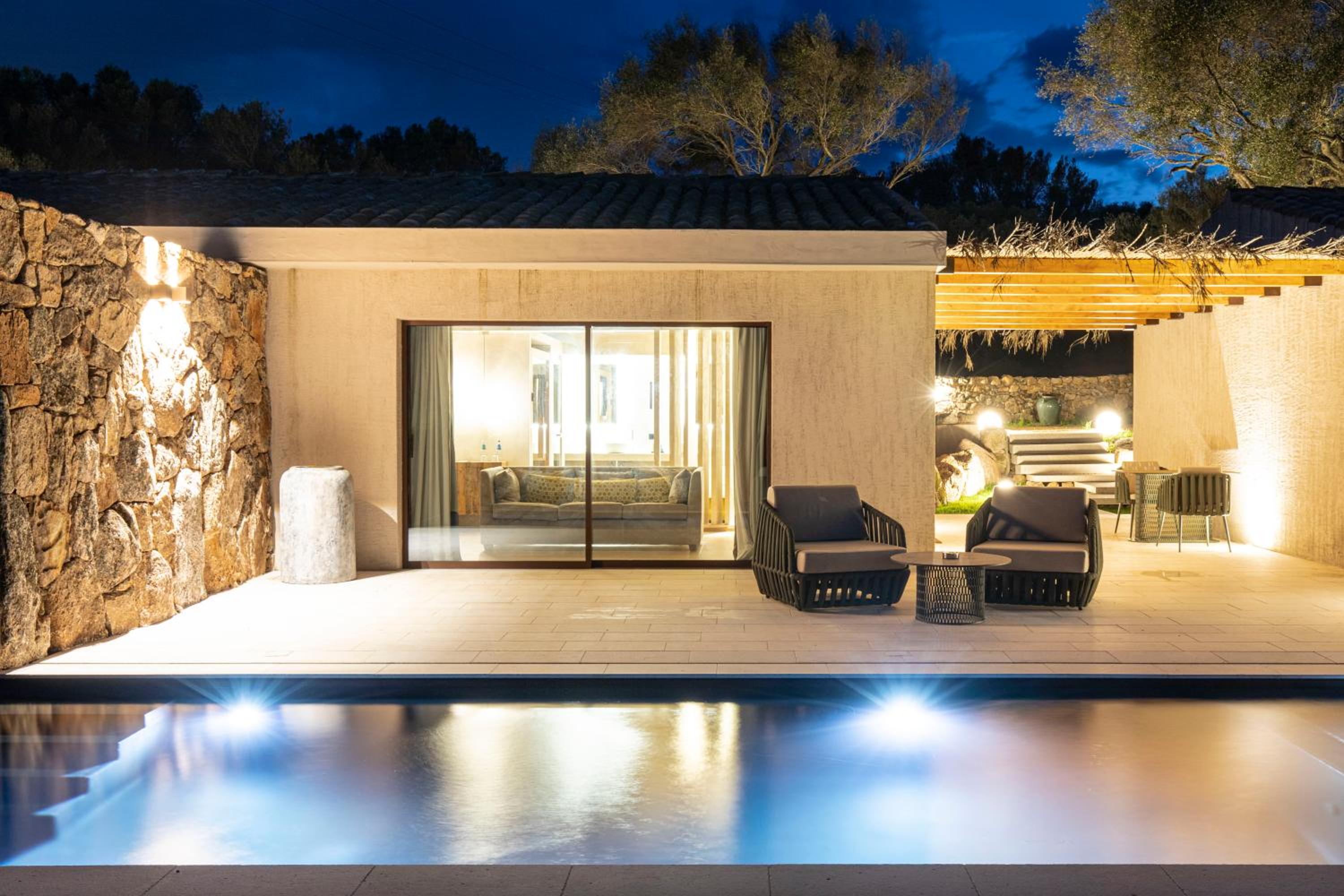 Spa Suite with Private Pool - Photo 4