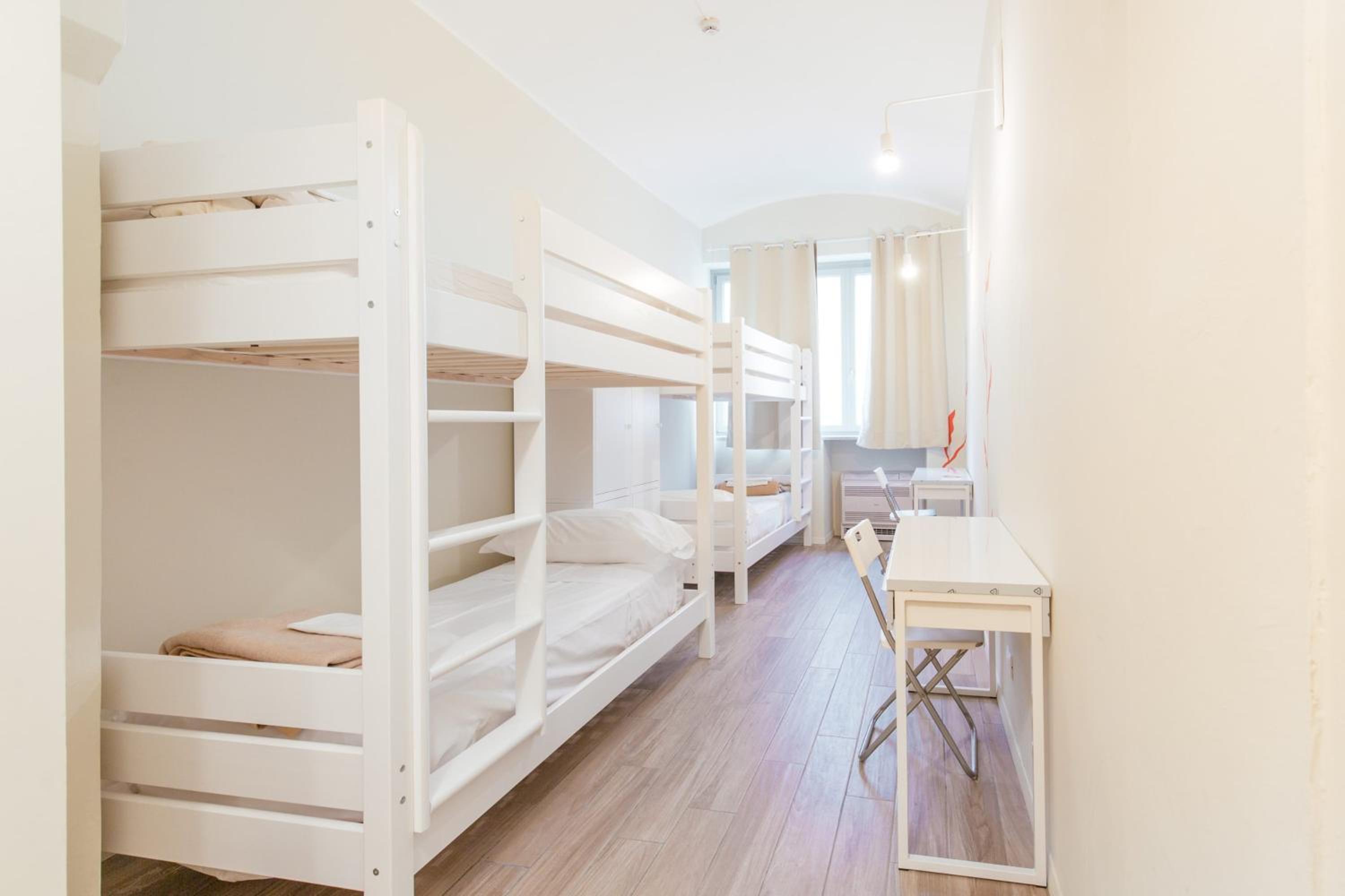 Bed in 4-Bed Mixed Dormitory Room