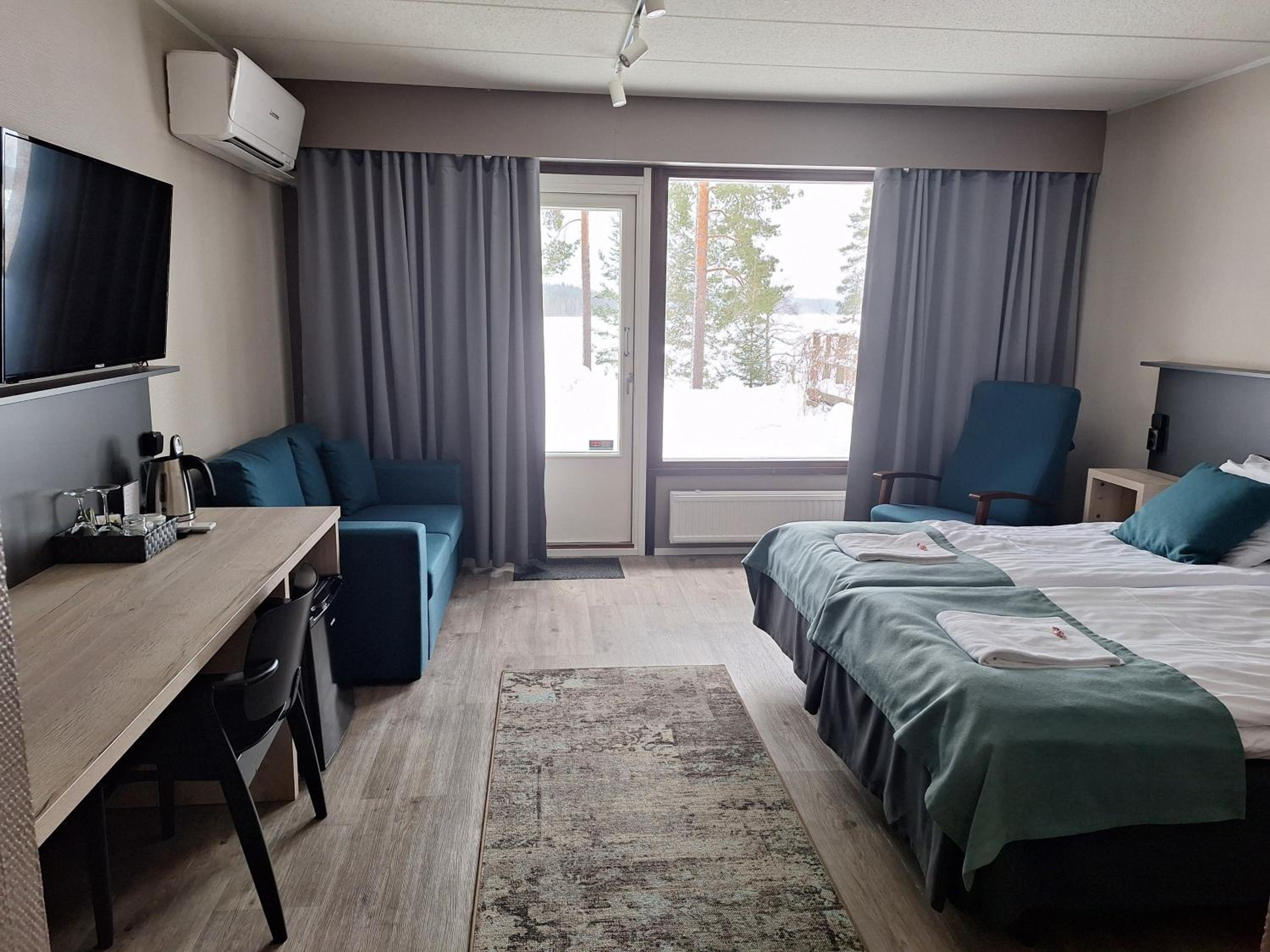 Superior Twin Room with Terrace photo 3