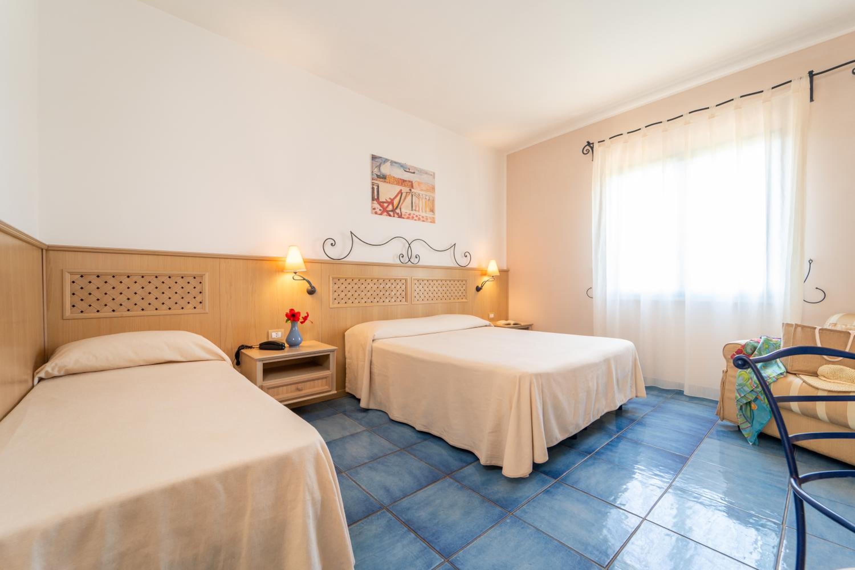 Quadruple Room - Photo 4