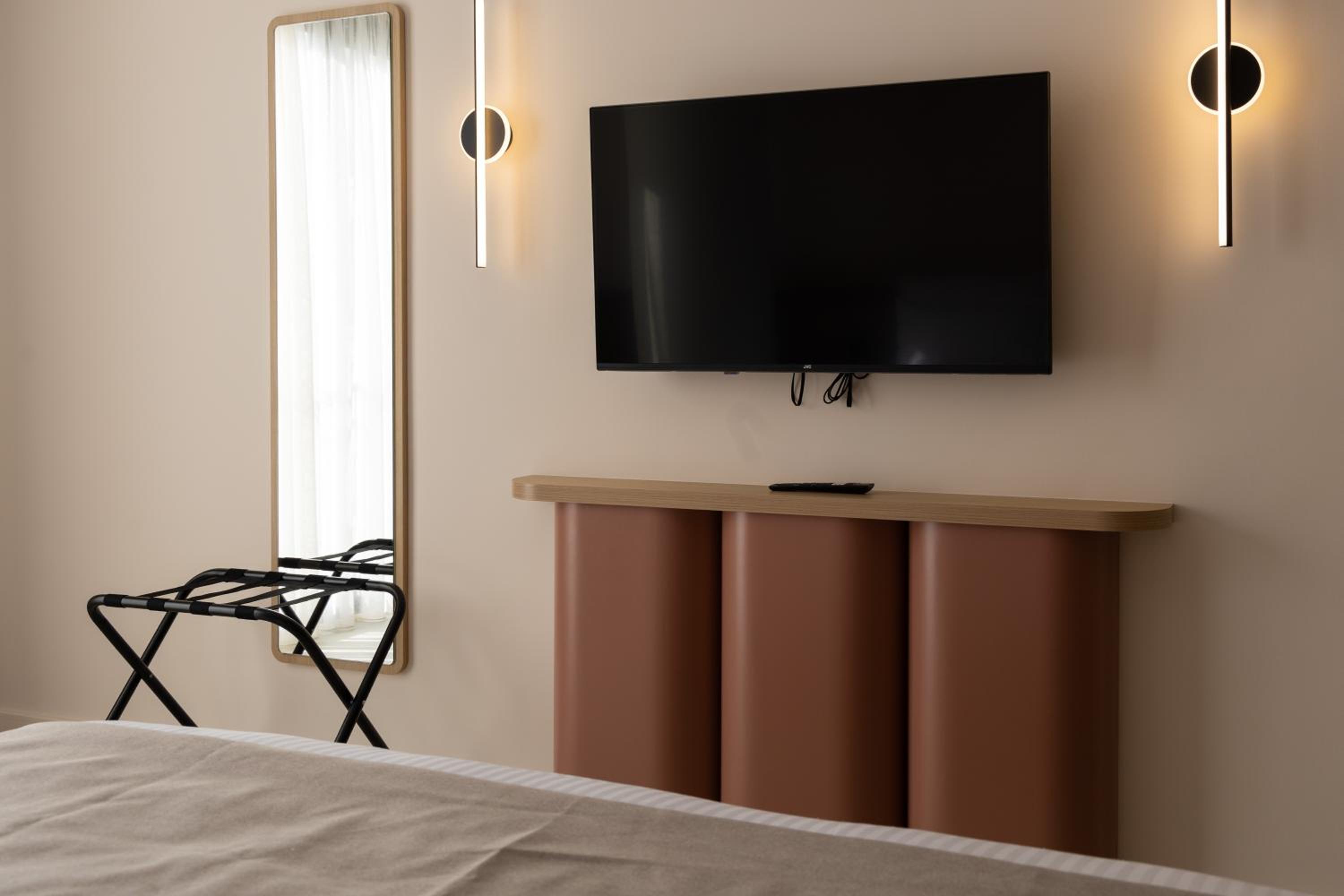 King Room - Disability Access photo 2