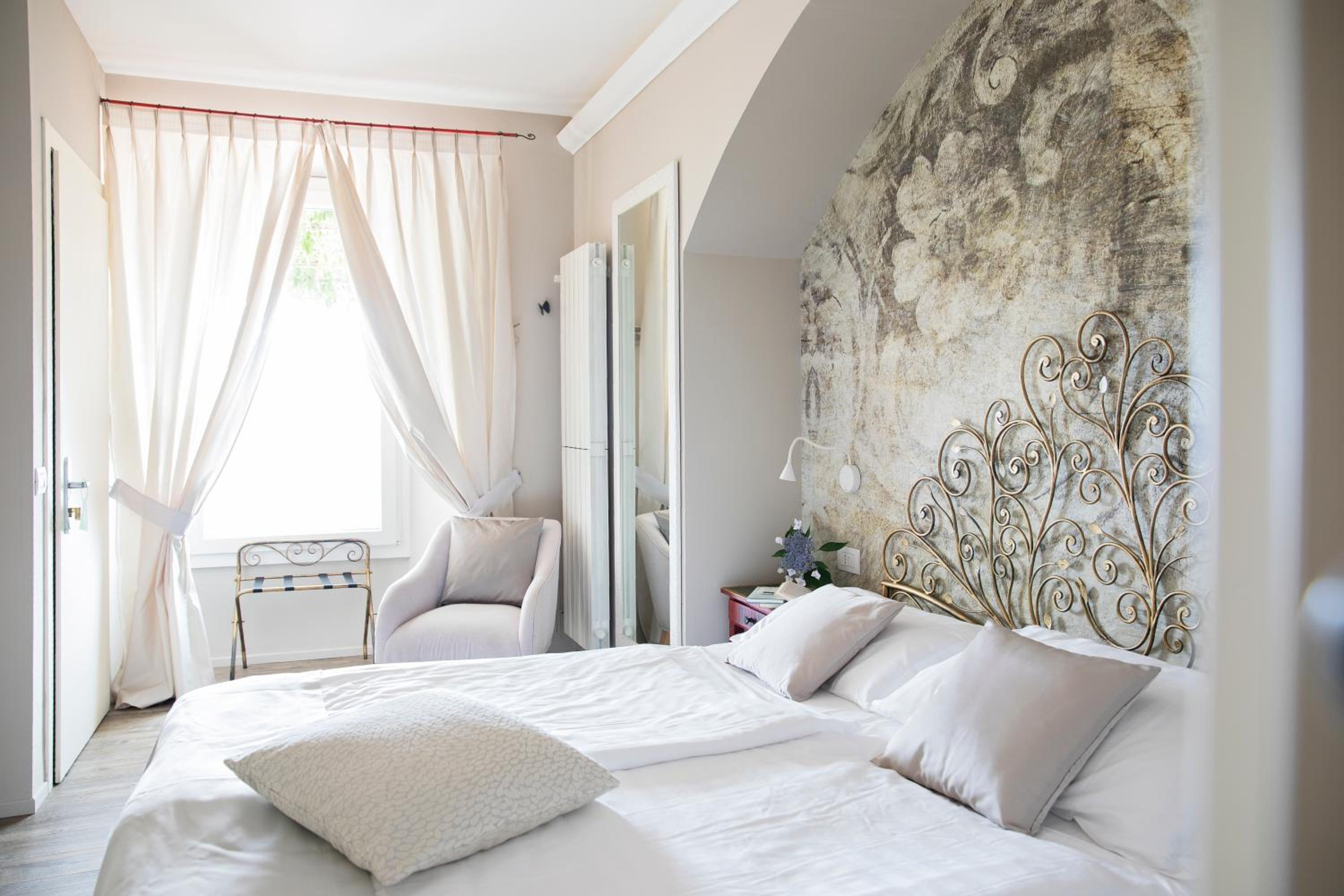 Double Room With Patio - Photo 1