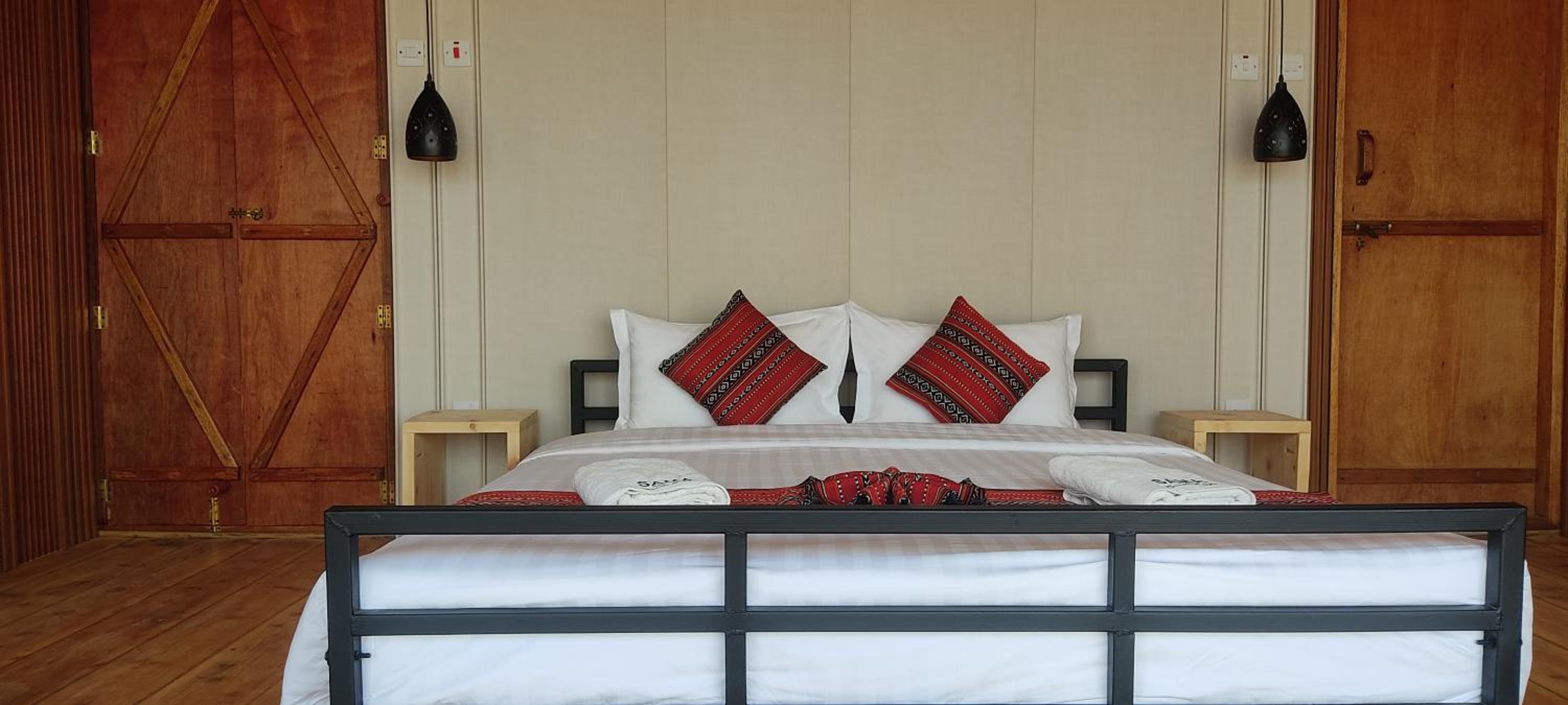 Deluxe Room - Photo 2