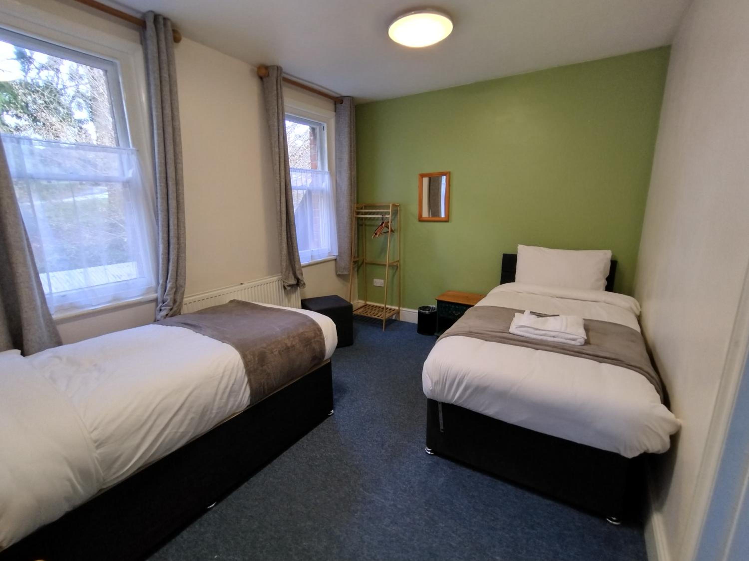 Twin Room with Private Bathroom