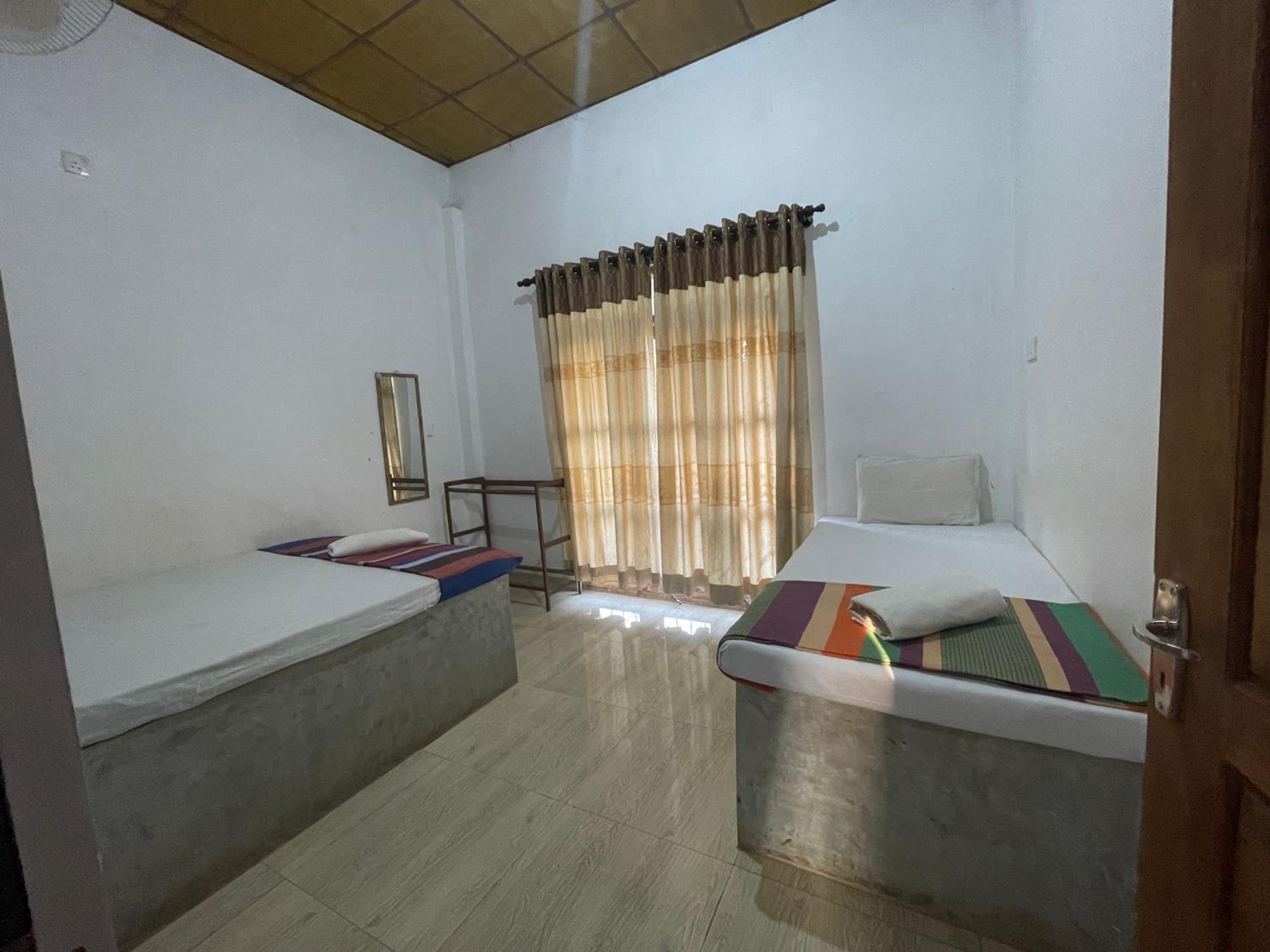 Triple Room with Balcony