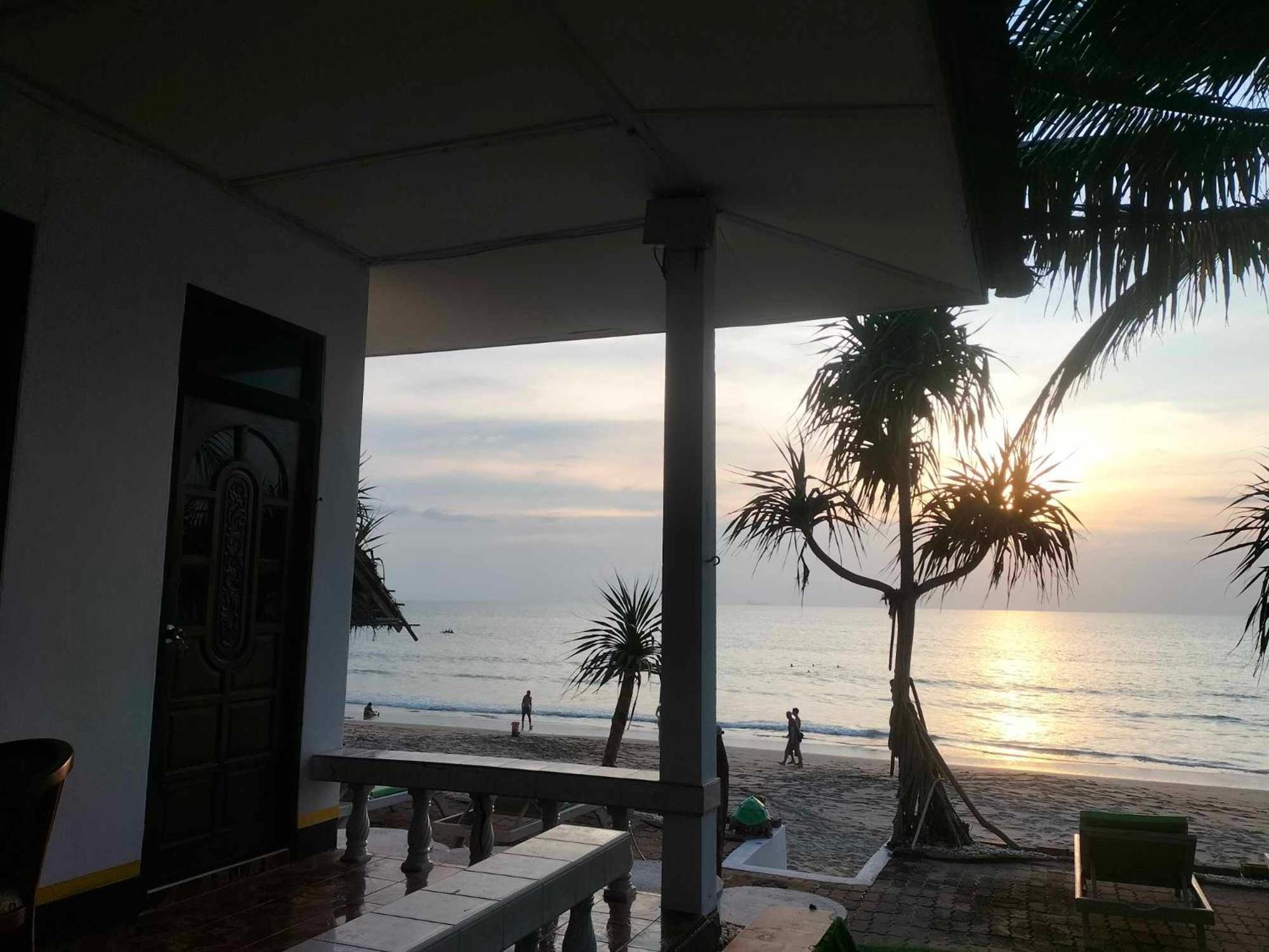  Beachside Bungalow photo 2