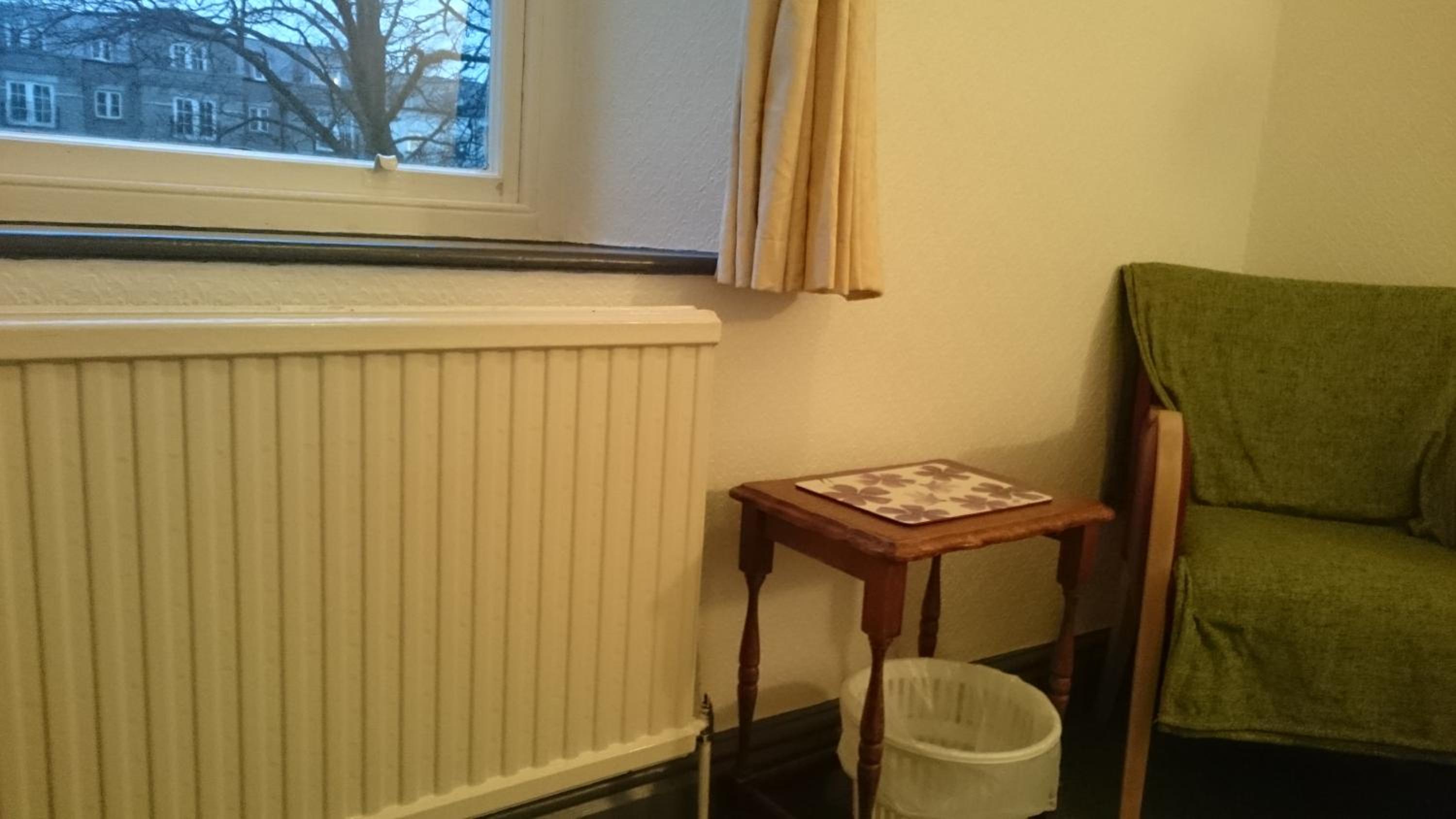 Room 2 (First Floor)  photo 2